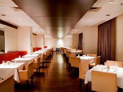 Restaurant Comfort Suites Alphaville