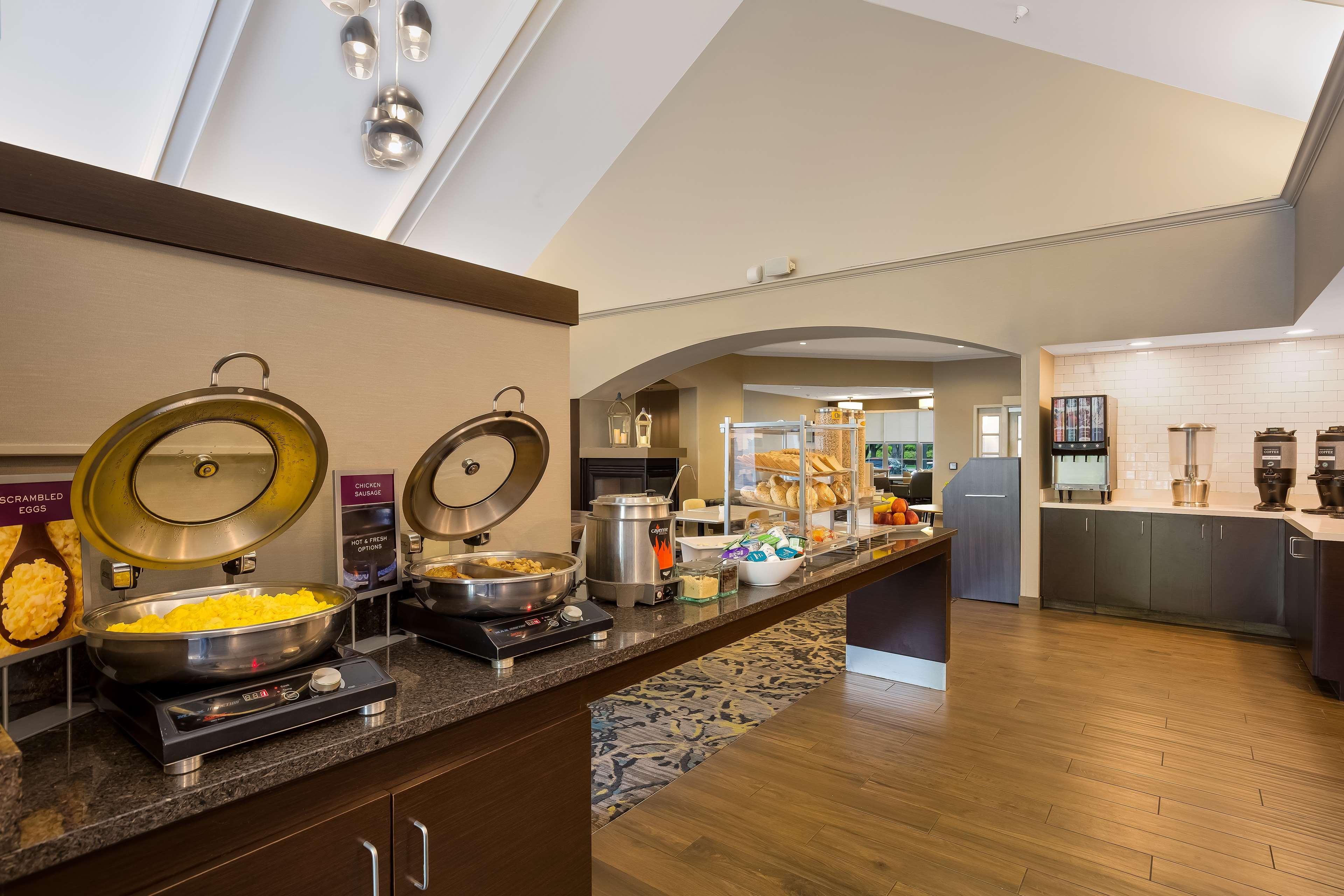 Restaurant Sonesta ES Suites Parsippany Morris Plains