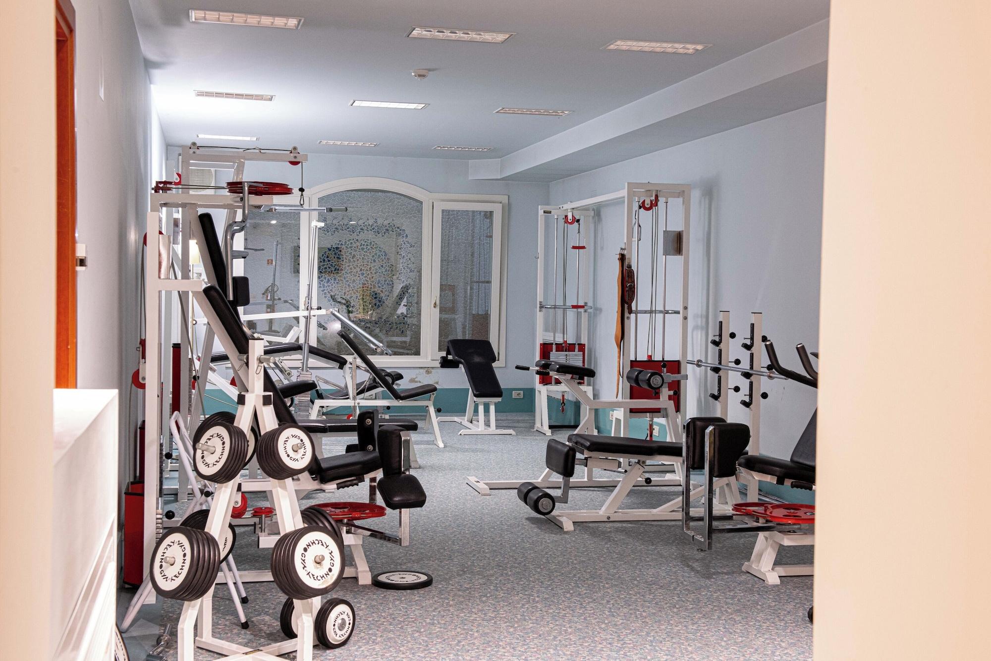 Gimnasio PHI Hotel Astoria