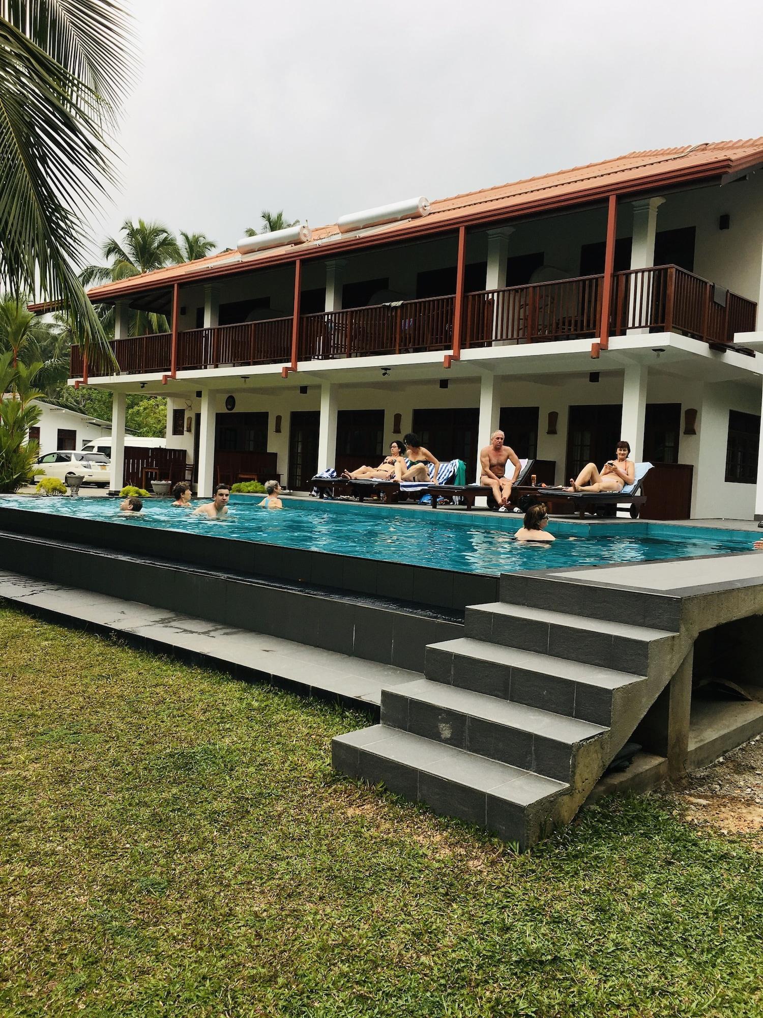 Vista Exterior Lagoon Bentota