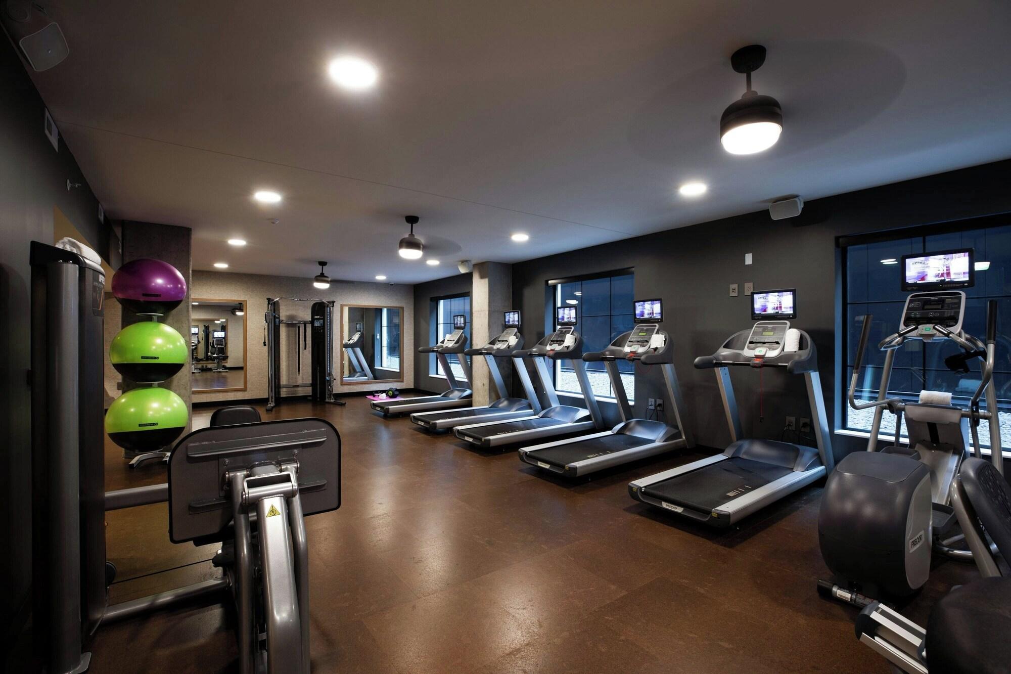 Gimnasio Elliot Park Hotel, Autograph Collection