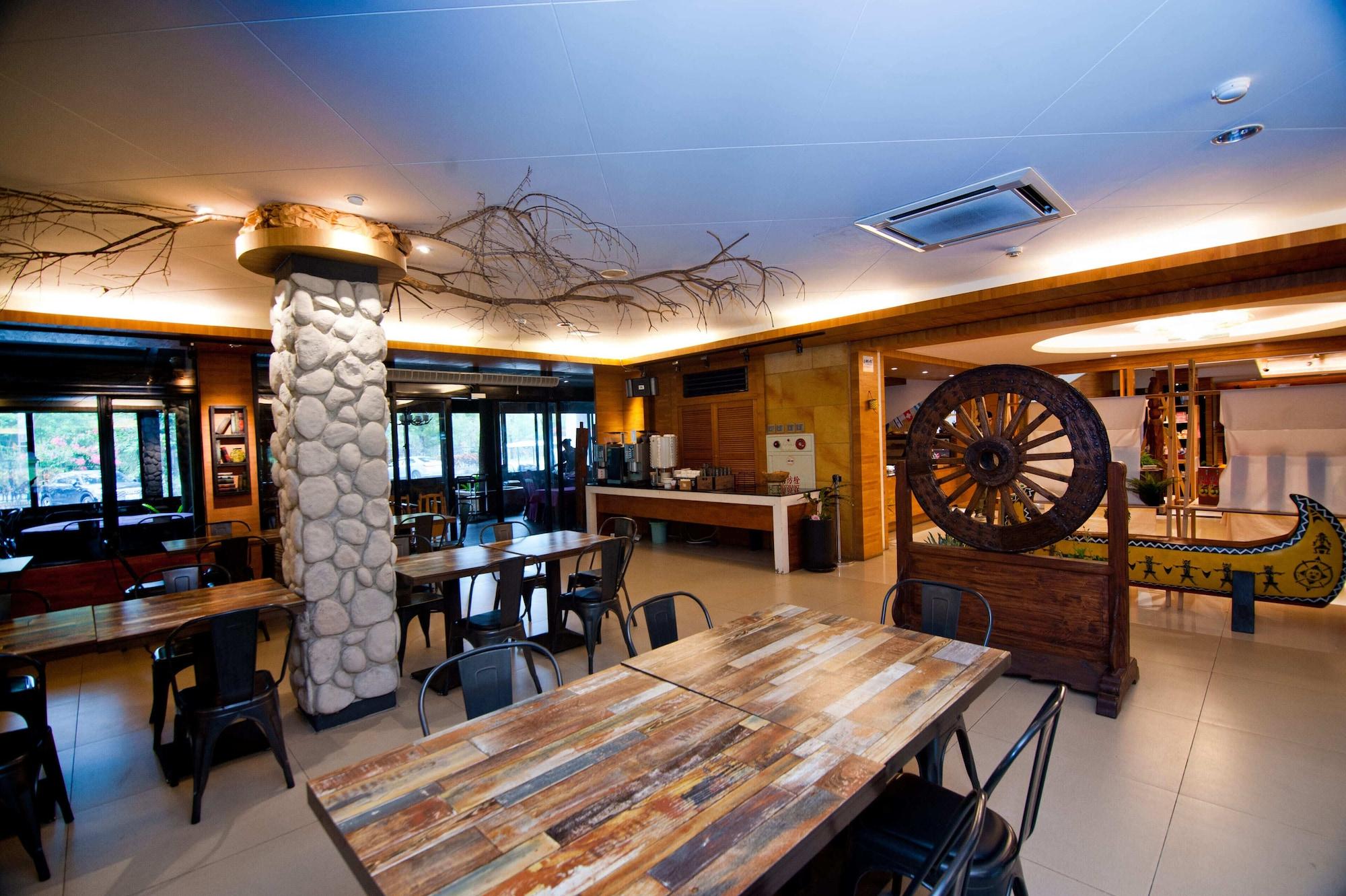 Restaurant Shin Kong Chao Feng Ranch And Resort
