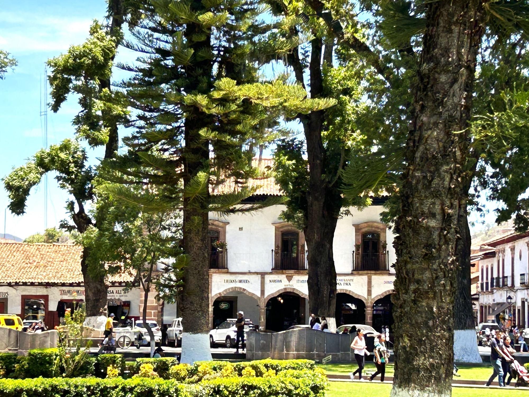 Vista Exterior Hotel Mansion Iturbe