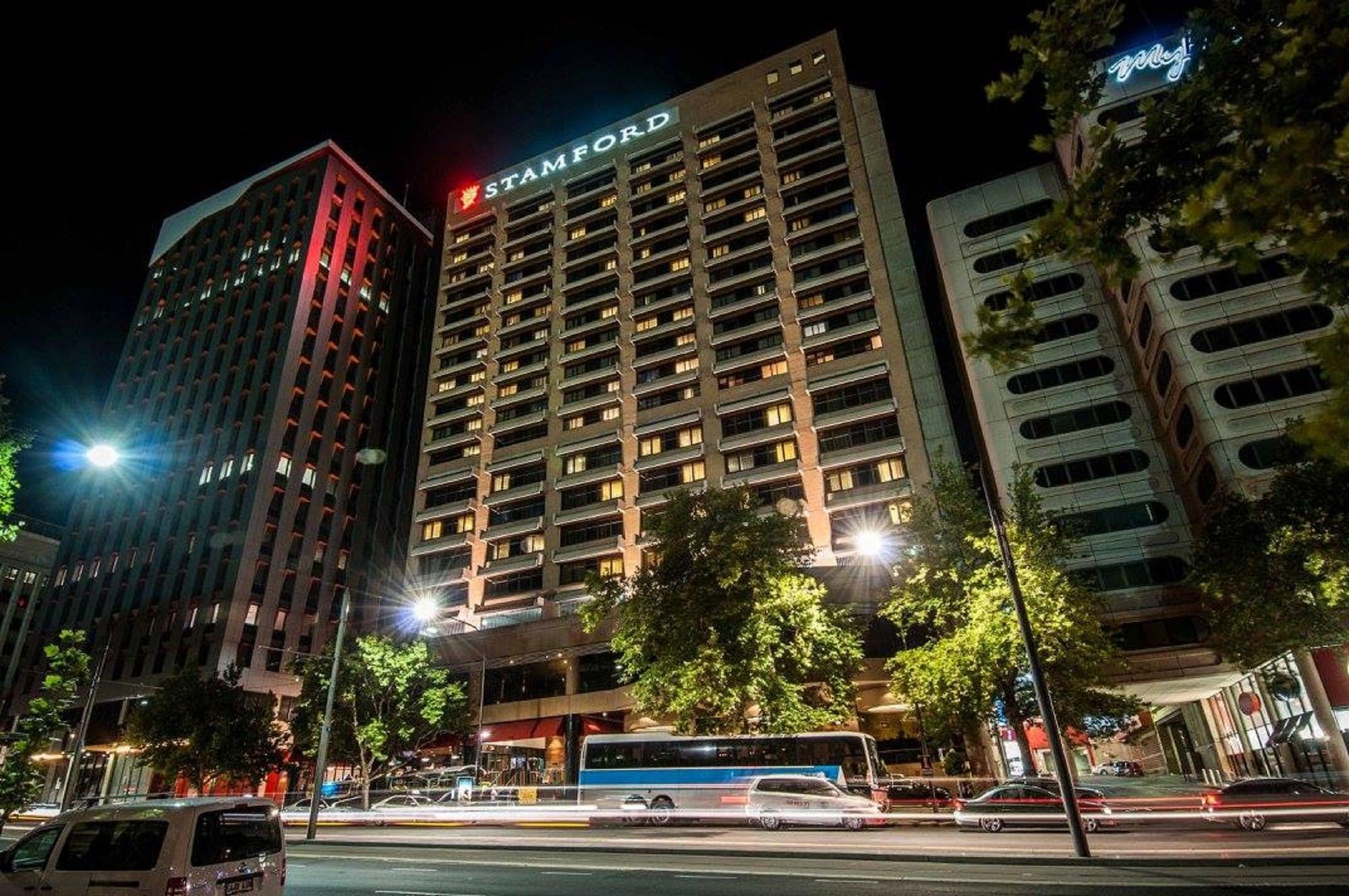 Vista Exterior Stamford Plaza Adelaide