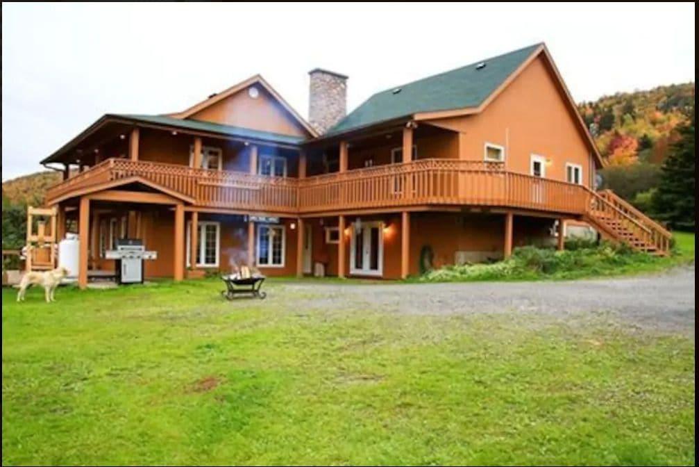 Varios Salmon Pool Inn