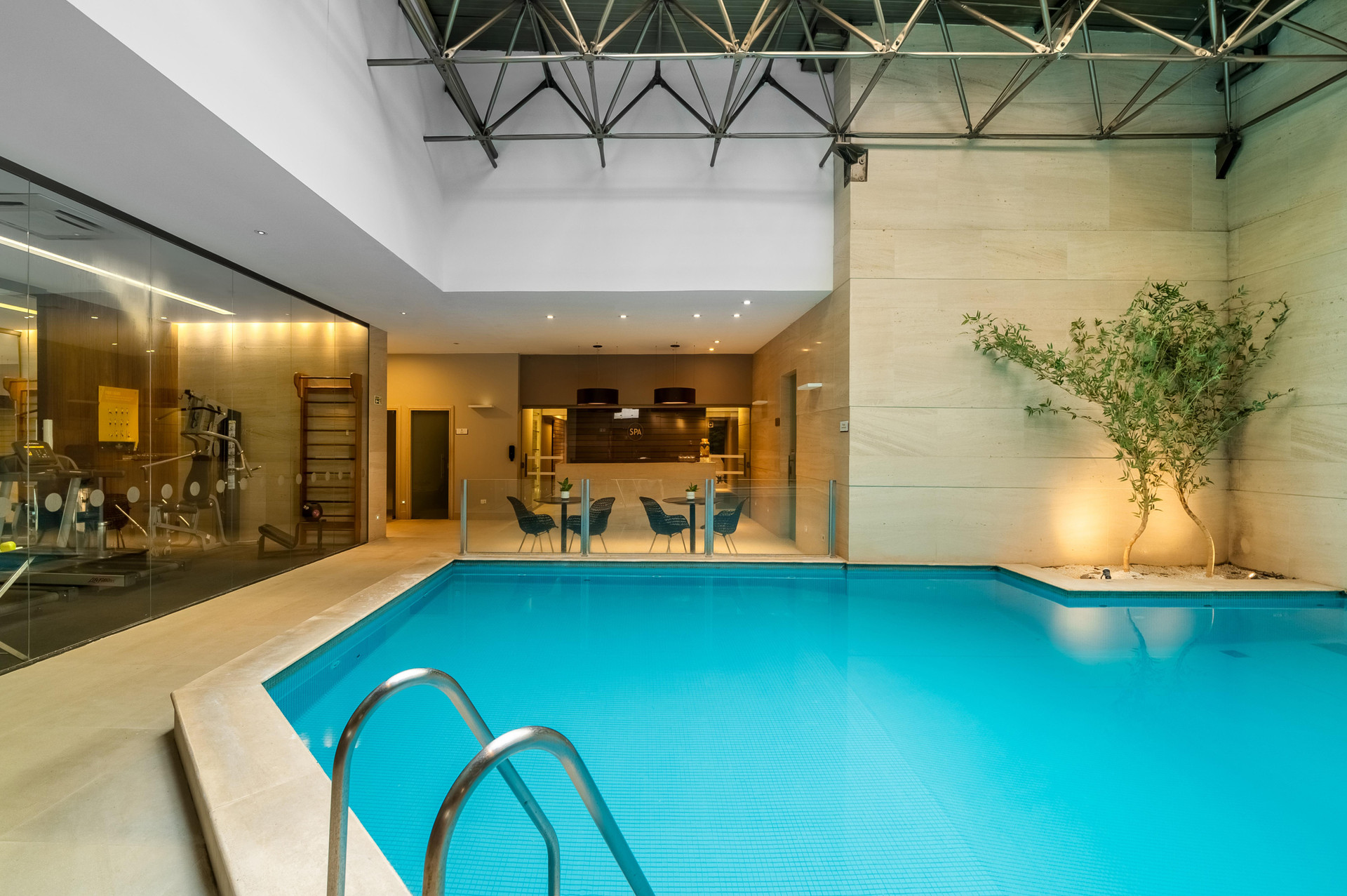 Vista Piscina Bourbon Hotel & Suítes Curitiba