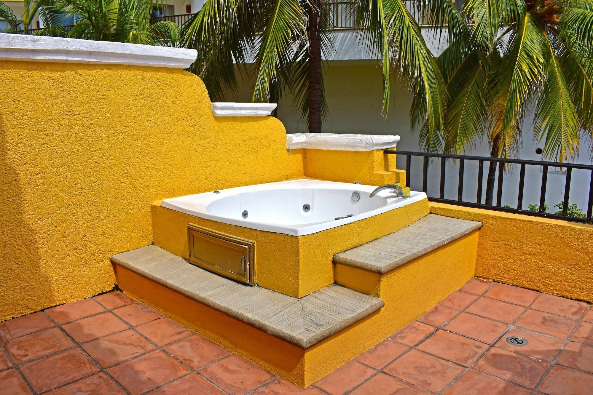Spa Aca Suites Ixtapa