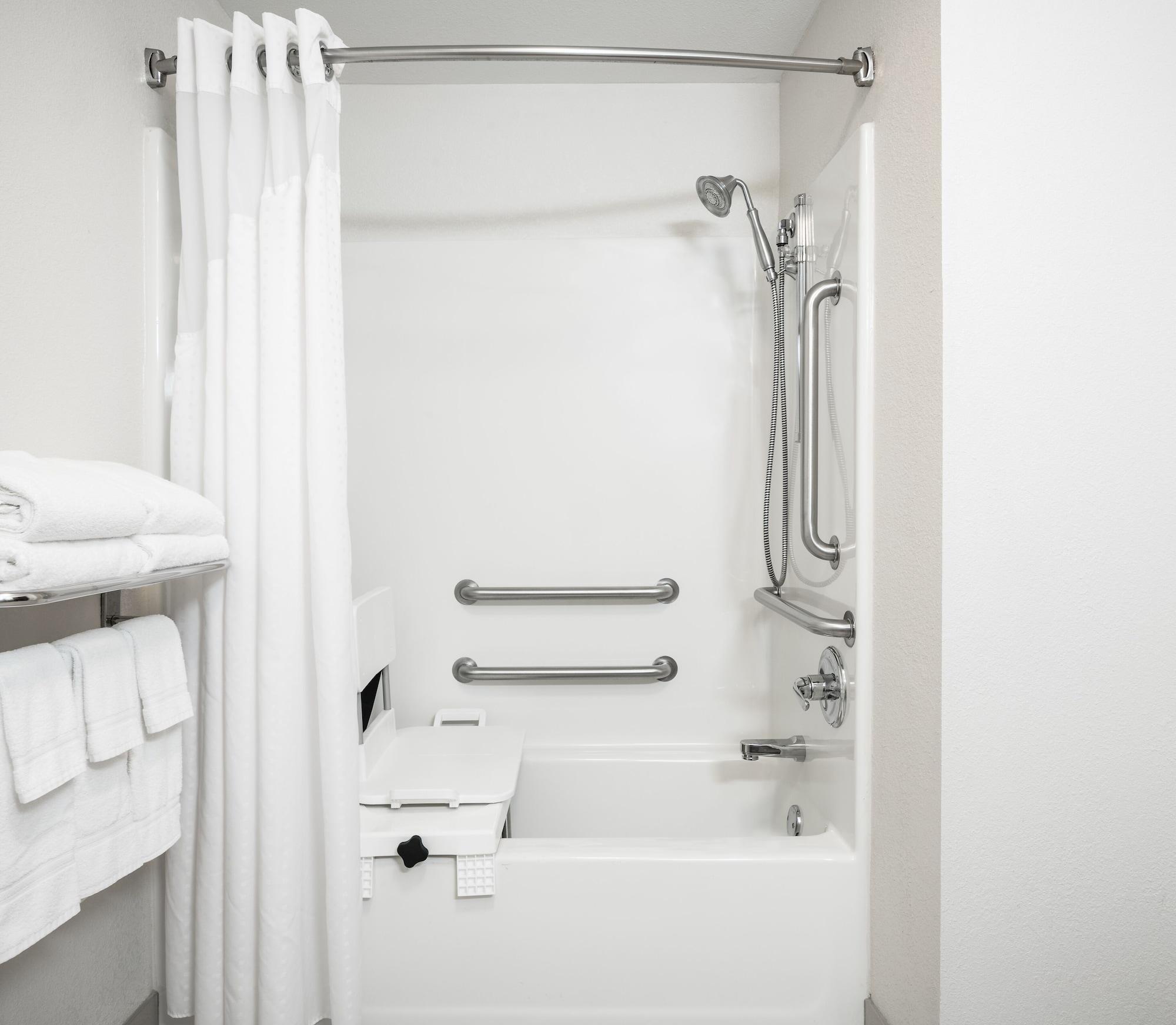 Habitación Holiday Inn Express Hotel & Suites Clinton by IHG