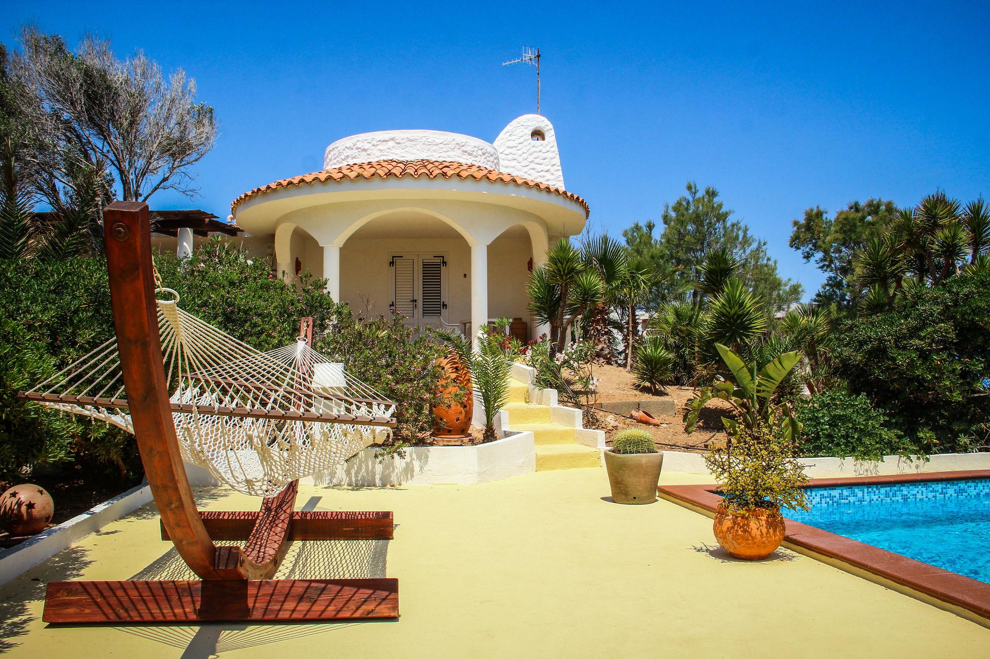 Vista Piscina Oasi di Casablanca