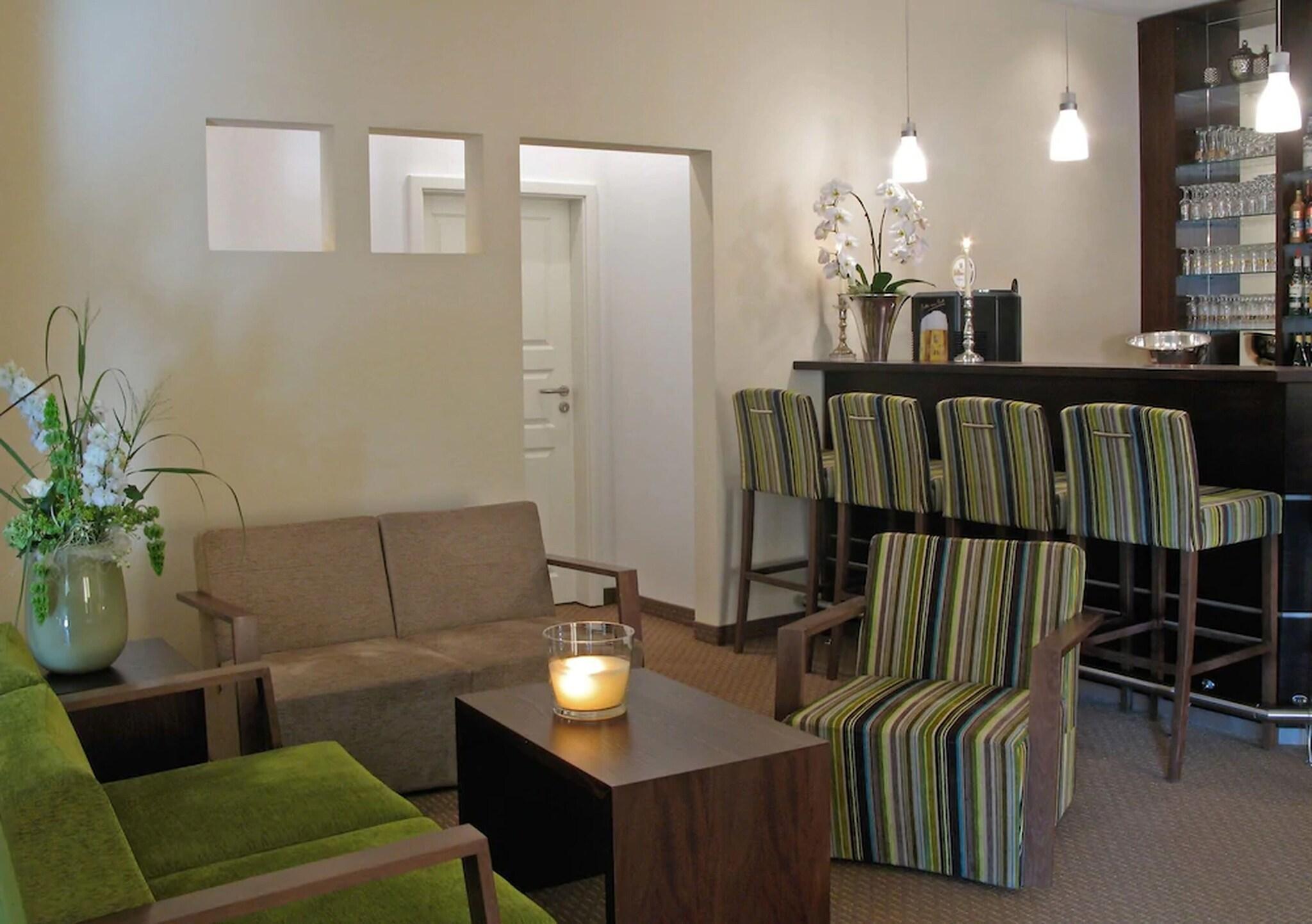 Bar/Salón Hotel am Schlosspark garni