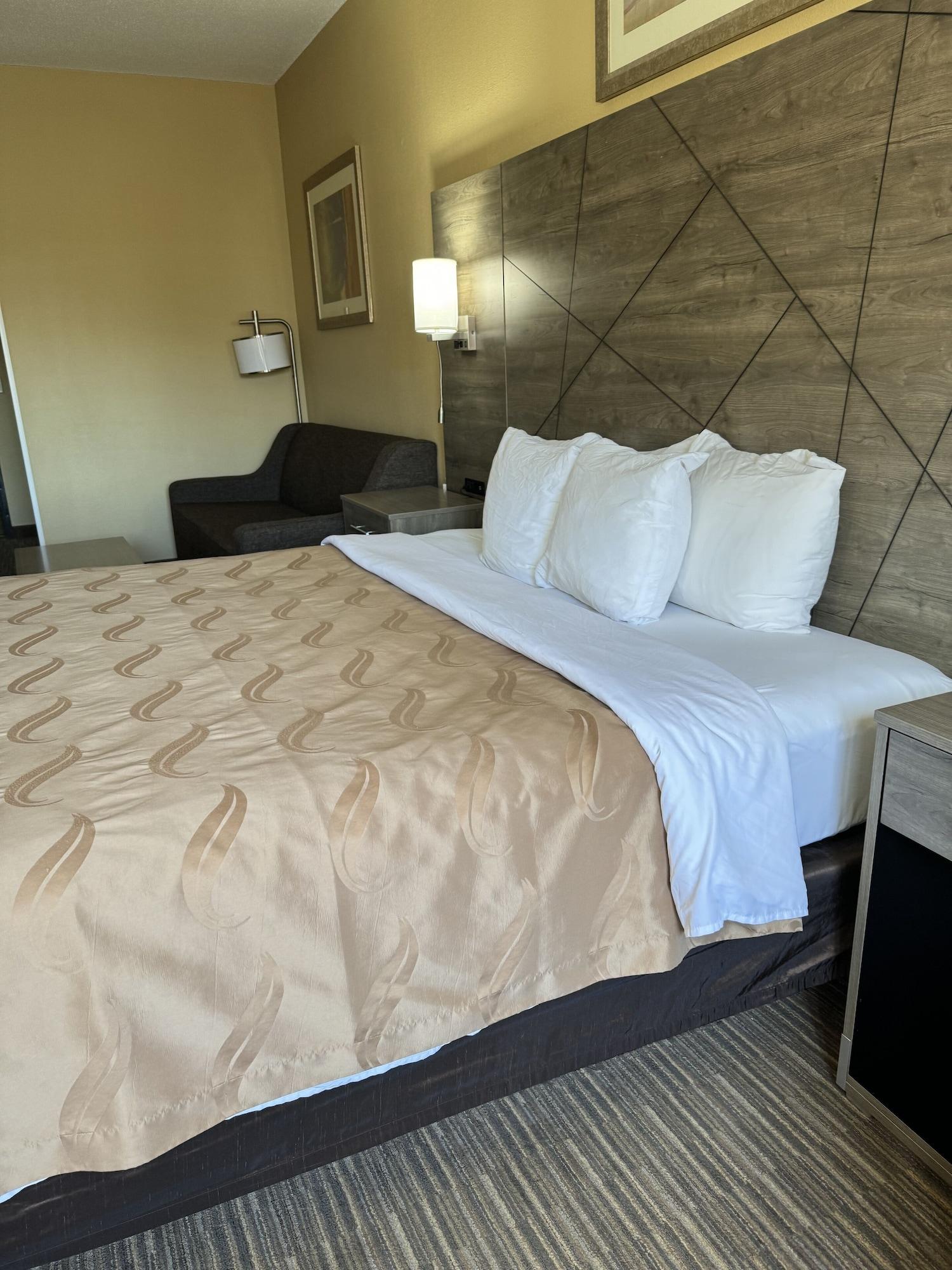 Habitación Quality Inn near I-72 and Hwy 51