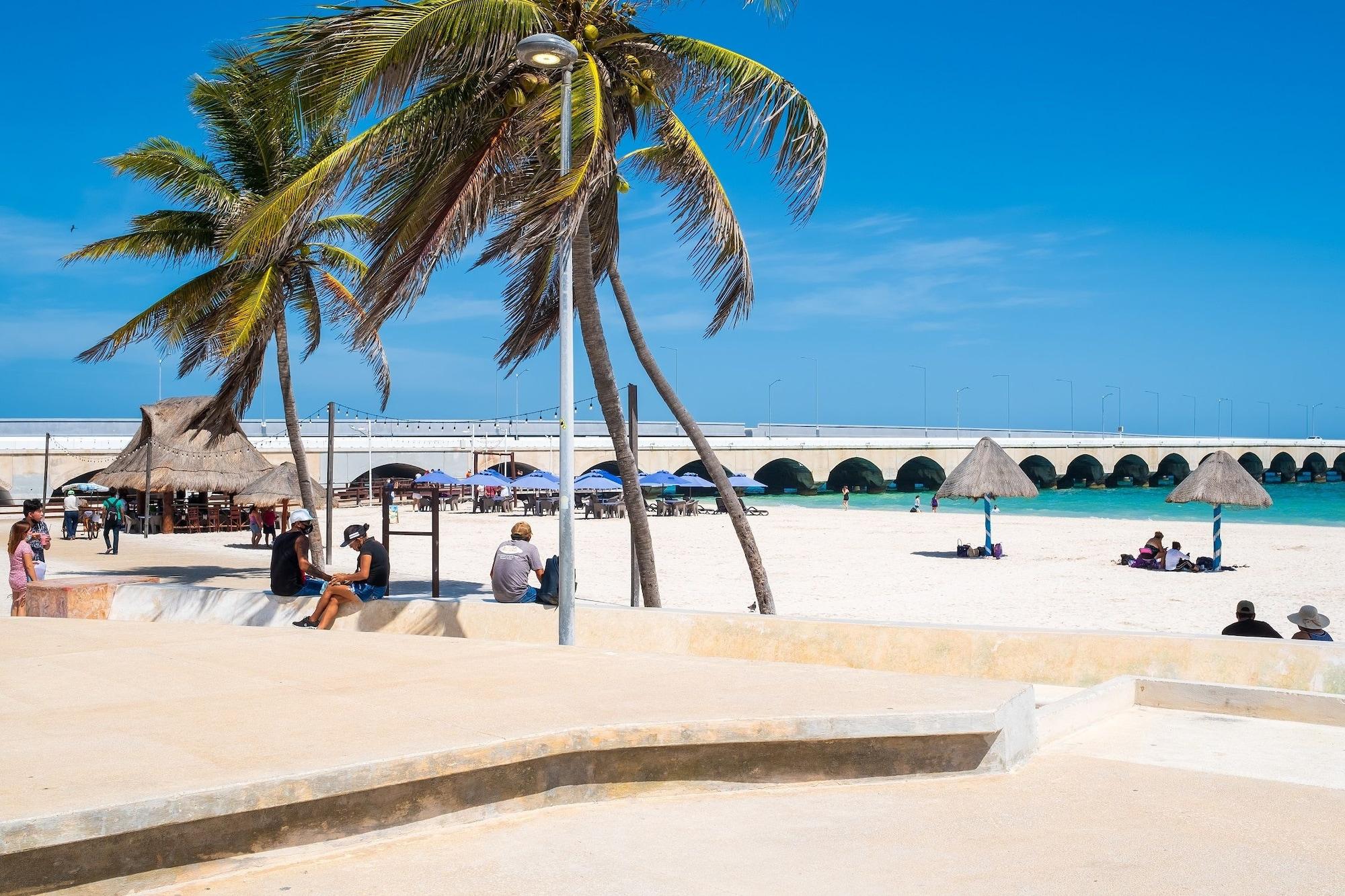 Playa Casa Ekinox