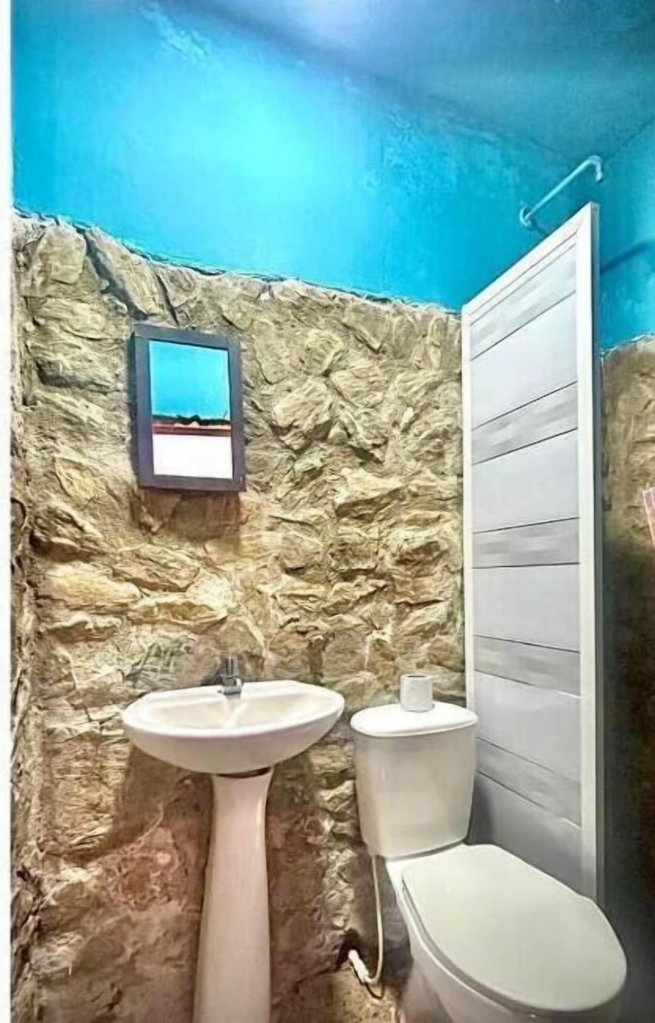 Equipamiento de Habitación Tamarindo Beach Hostel