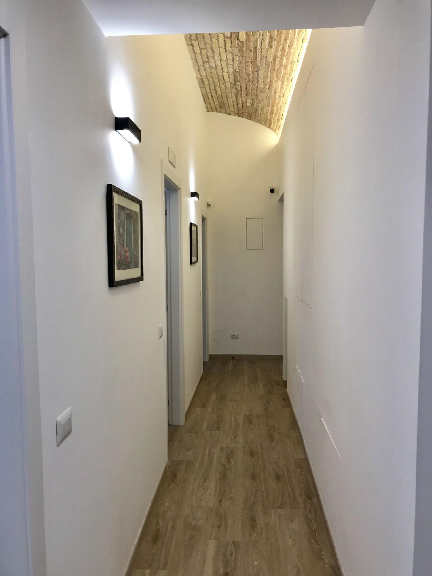 Varios Roma Vespahouse