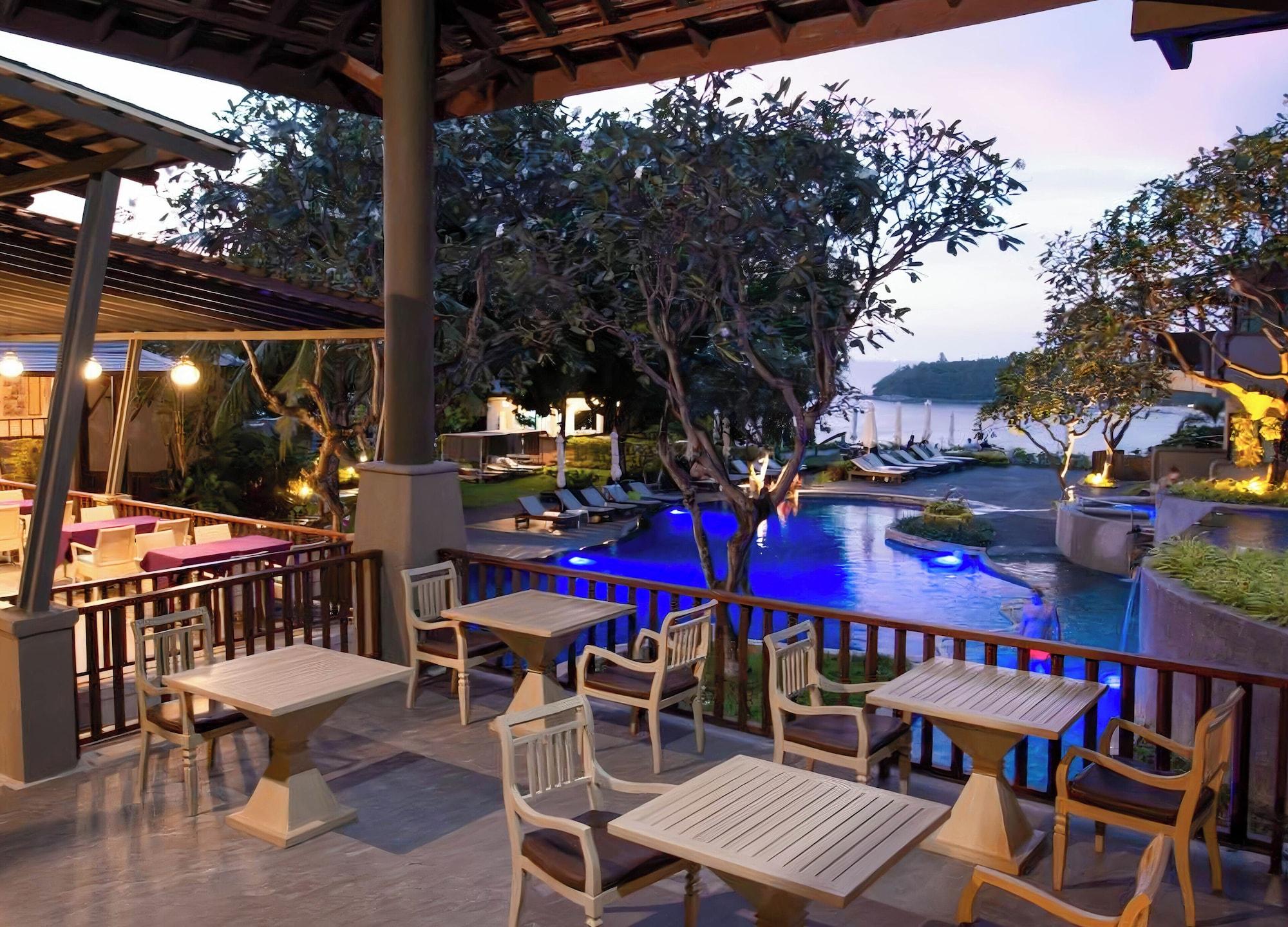 Restaurant Andaman Cannacia Resort & Spa