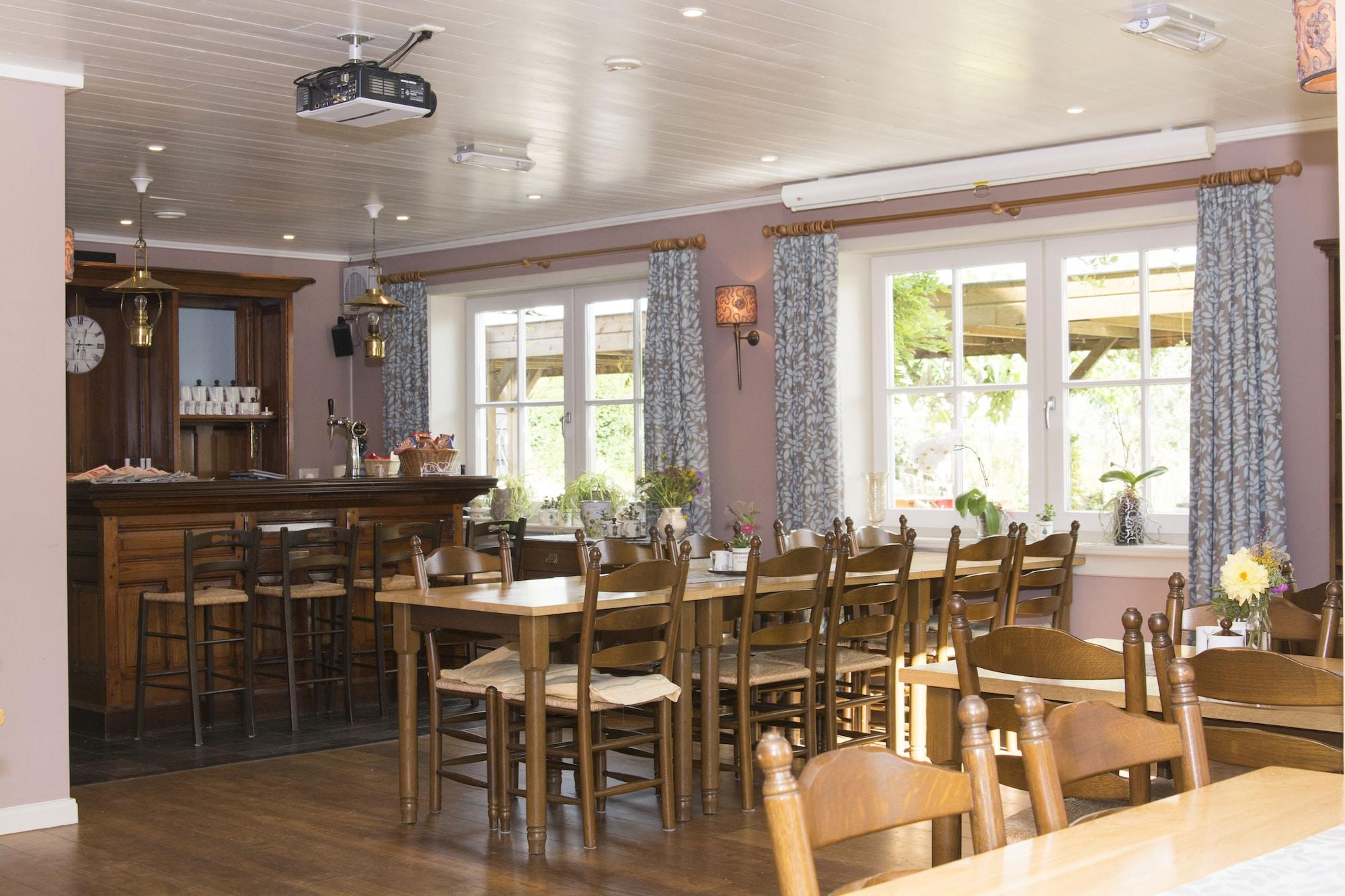 Bar/Salón De Sfeerstal