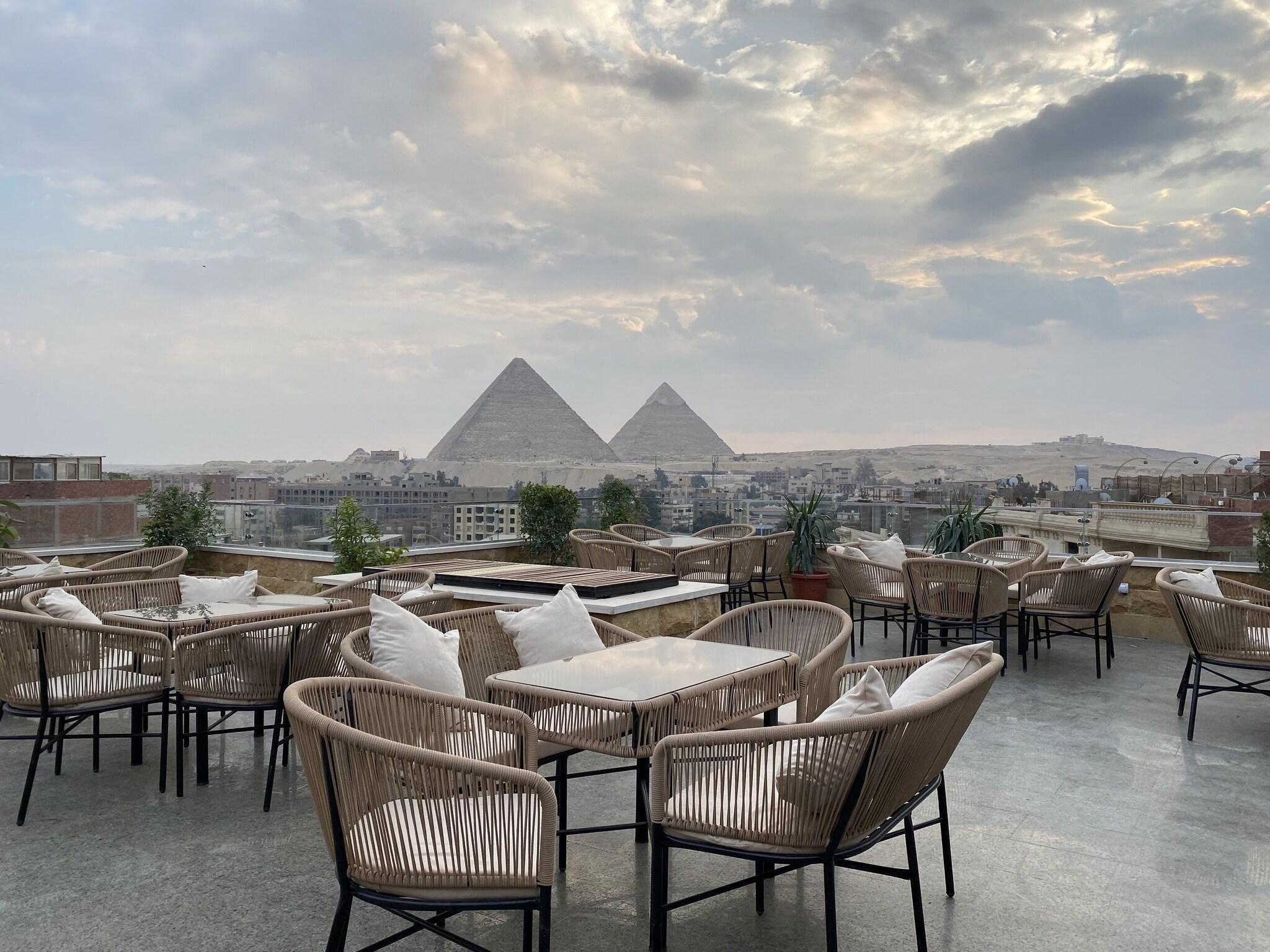 Varios The View Delta Hotel