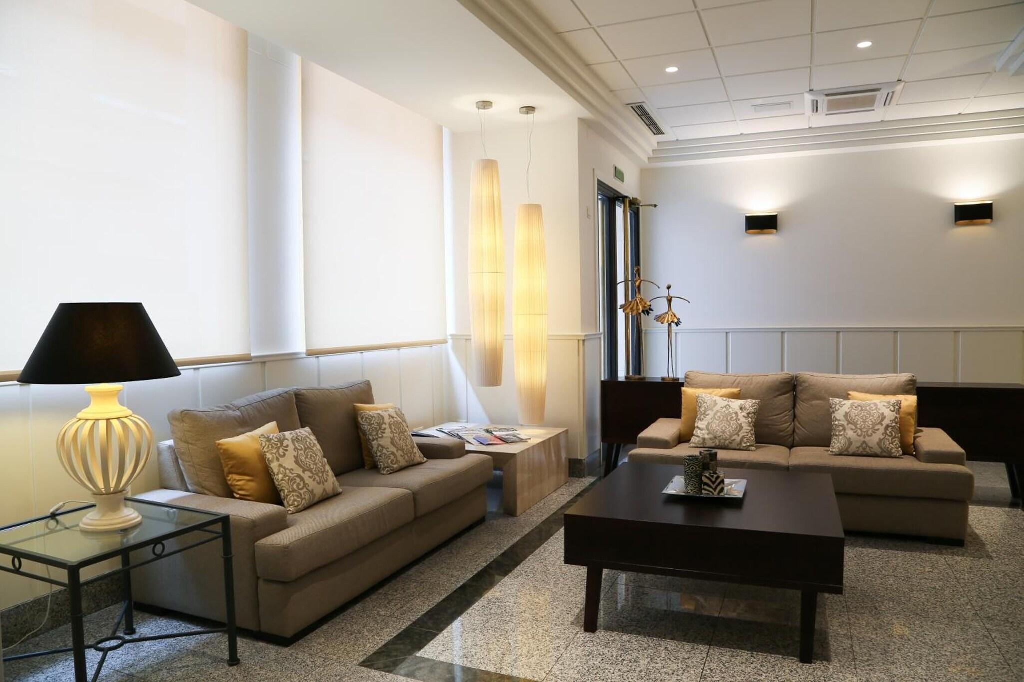 Vista Lobby Hostal Carlos III