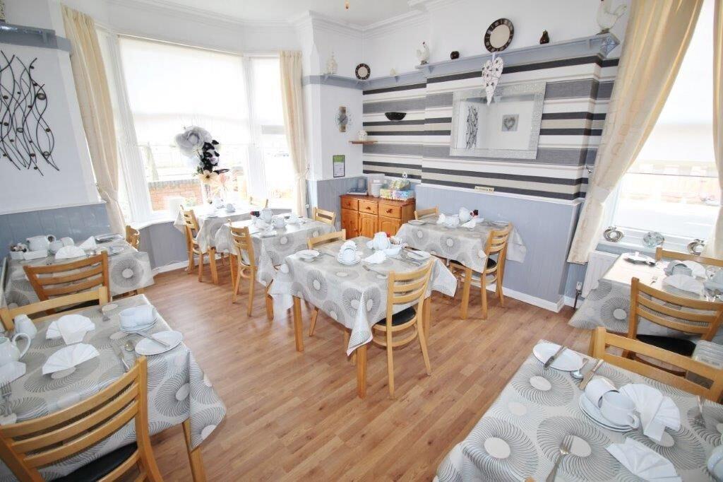 Restaurant Serena Court Hotel