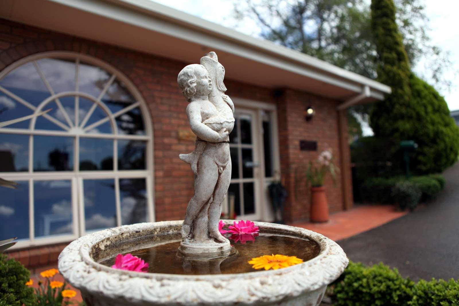 Vista Exterior Summerhill Motor Inn