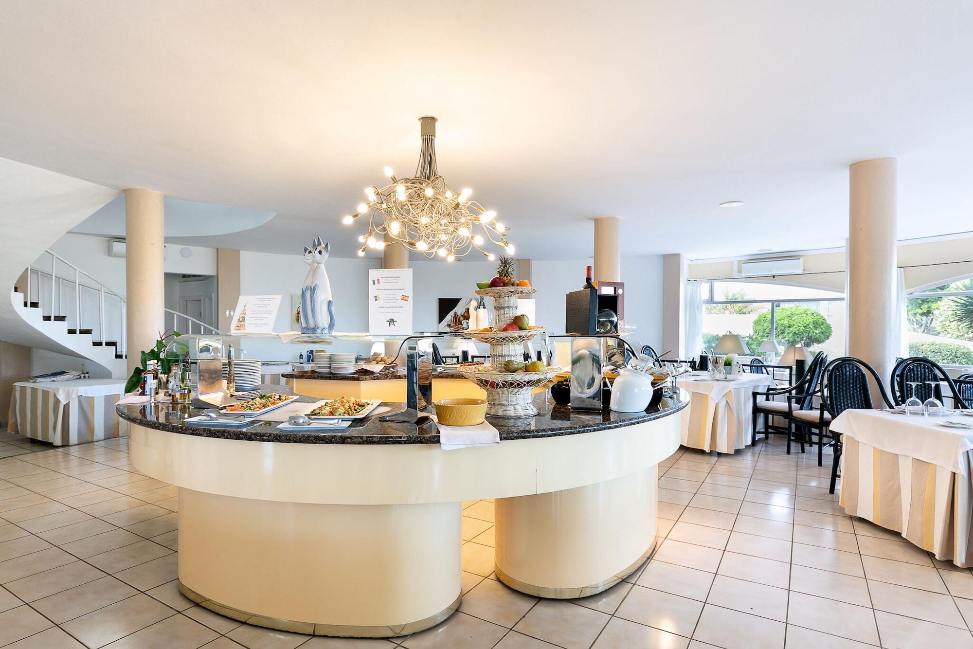 Restaurant Hotel LIVVO Risco del Gato Suites