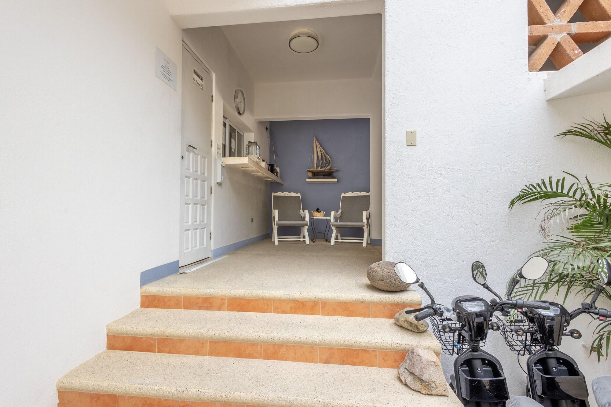 Vista Lobby MariaMar Suites