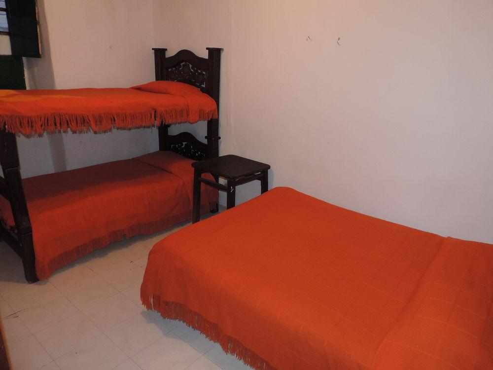 Varios Hostal Aventureros de la Candelaria - Hostel