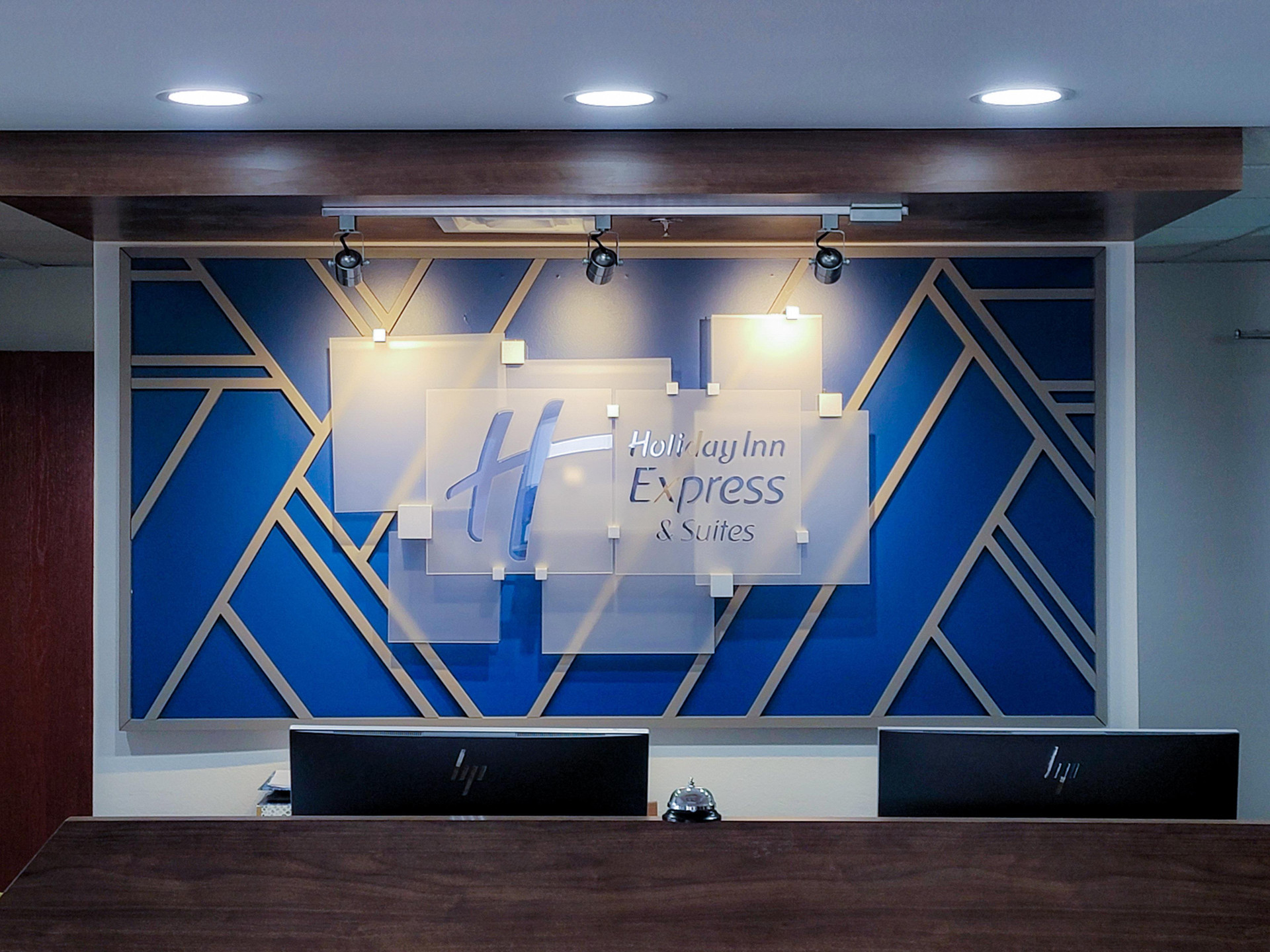 Vista Lobby Holiday Inn Express Hotel & Suites Enid - Highway 412 by IHG