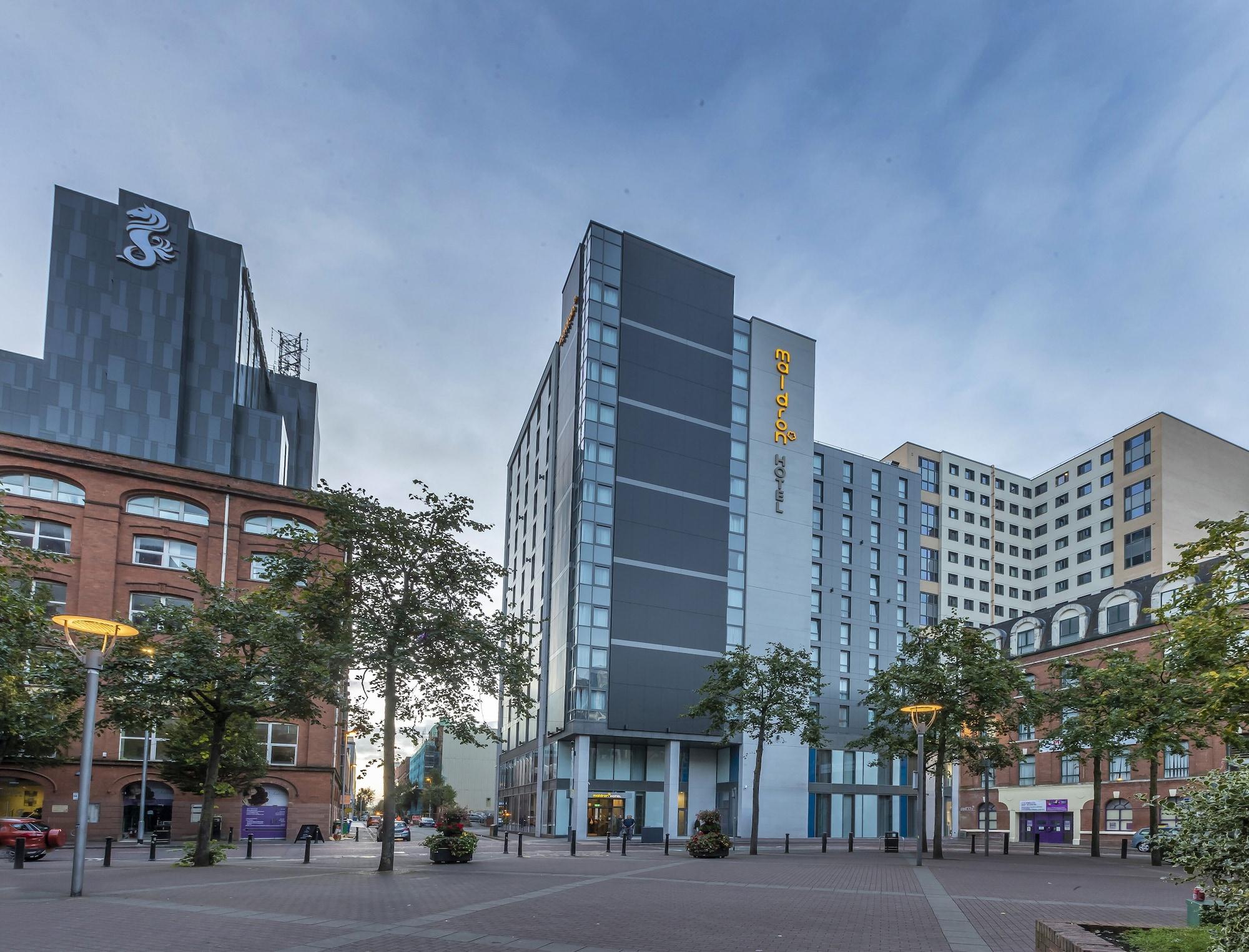 Vista Exterior Maldron Hotel Belfast City