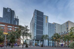 Alojamiento - Maldron Hotel Belfast City