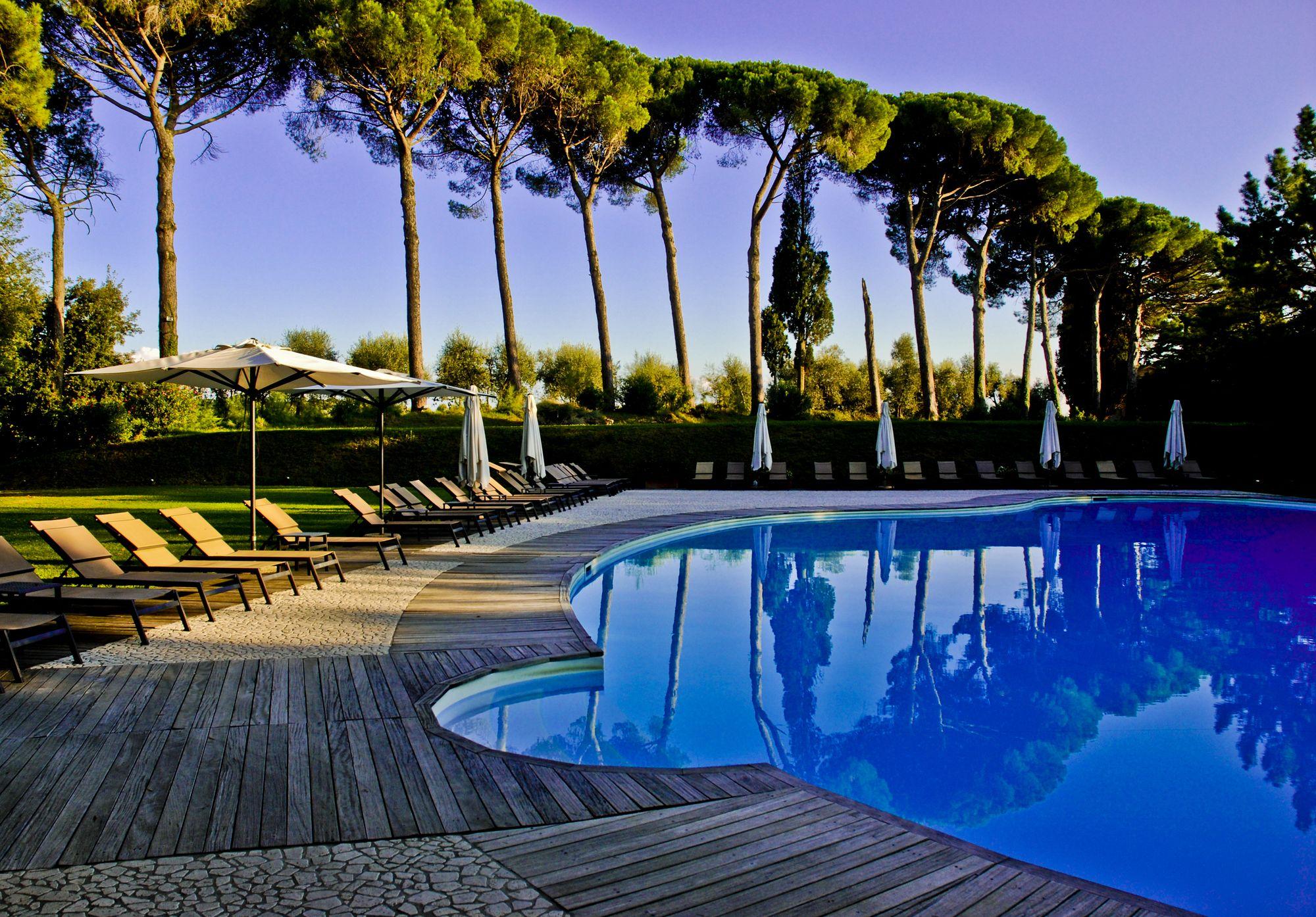 Vista Piscina Borgo di Colleoli Resort