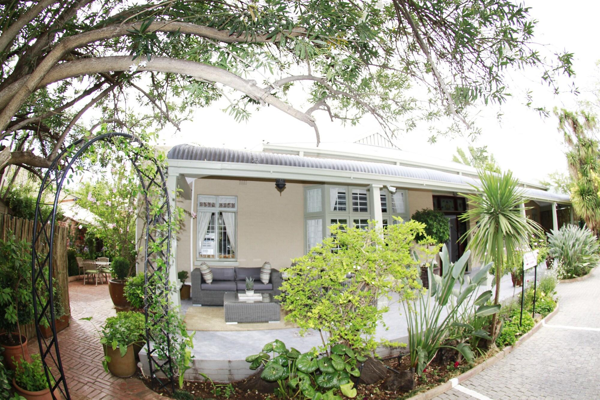 Instalaciones Recreativas Oleander Guest House