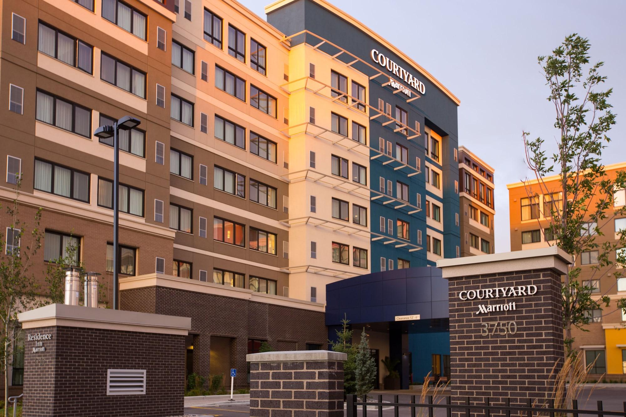 Vista Exterior Courtyard by Marriott Calgary South