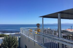 Alquiler Vacacional - AMAZING OCEAN VIEWS + Beach Bungalow