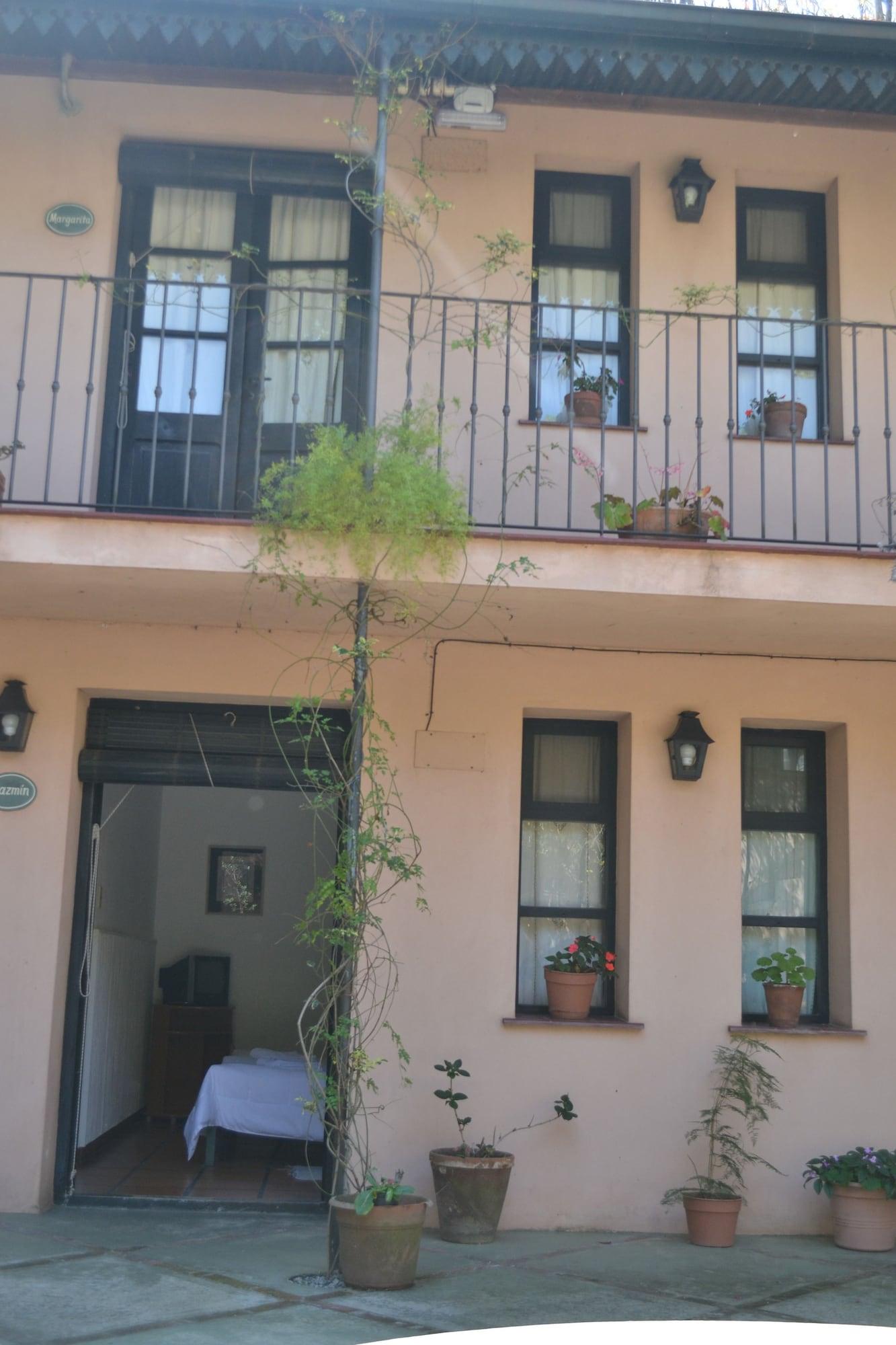 Vista Exterior Posada de la Flor