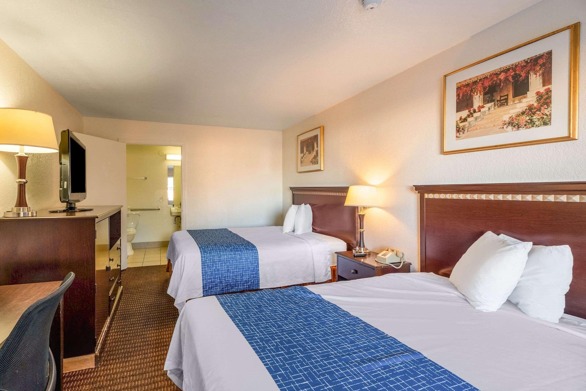 Habitación Rodeway Inn Phoenix North I-17