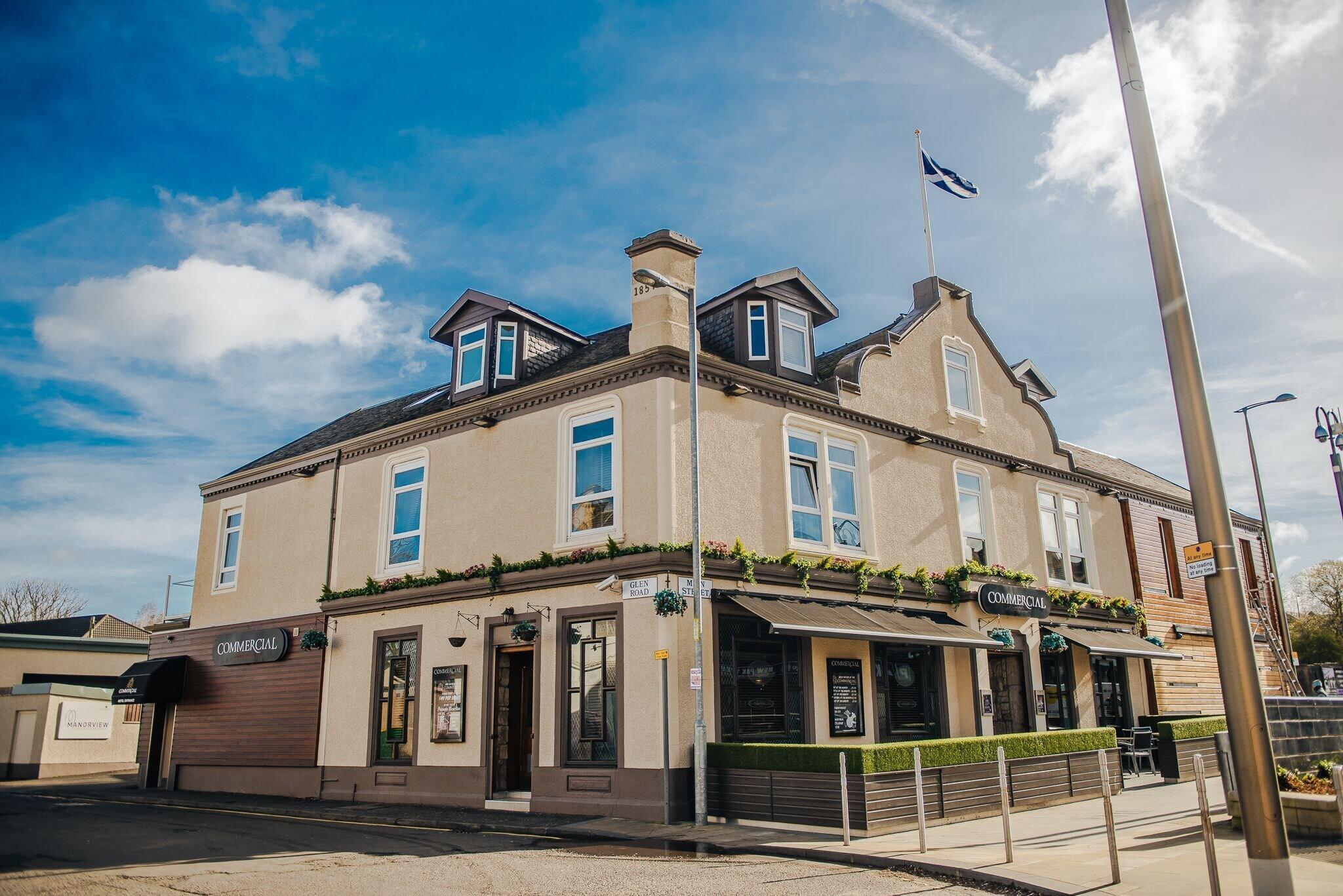 Vista Exterior The Commercial Hotel