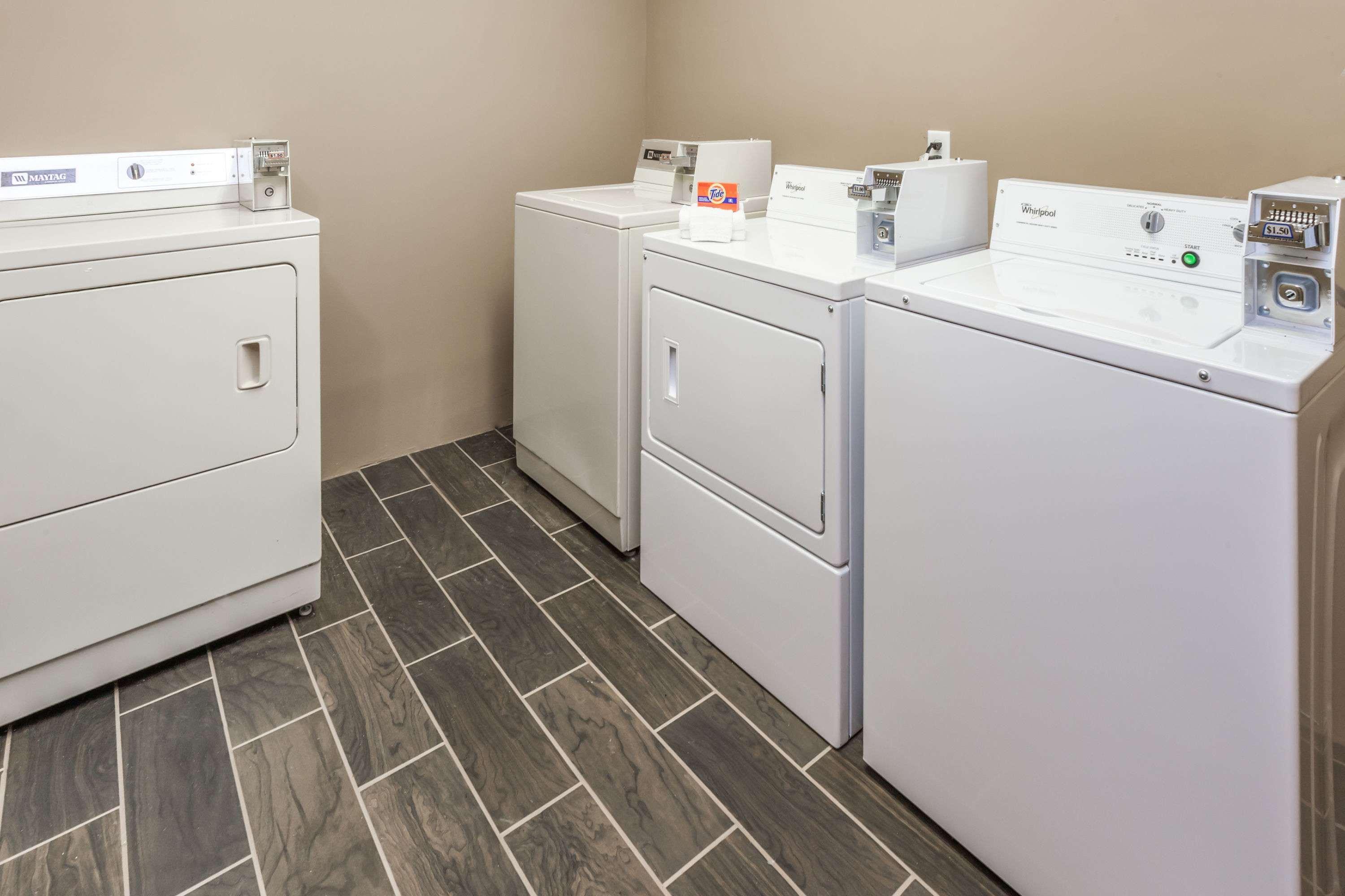 Vista Exterior Baymont by Wyndham New Buffalo