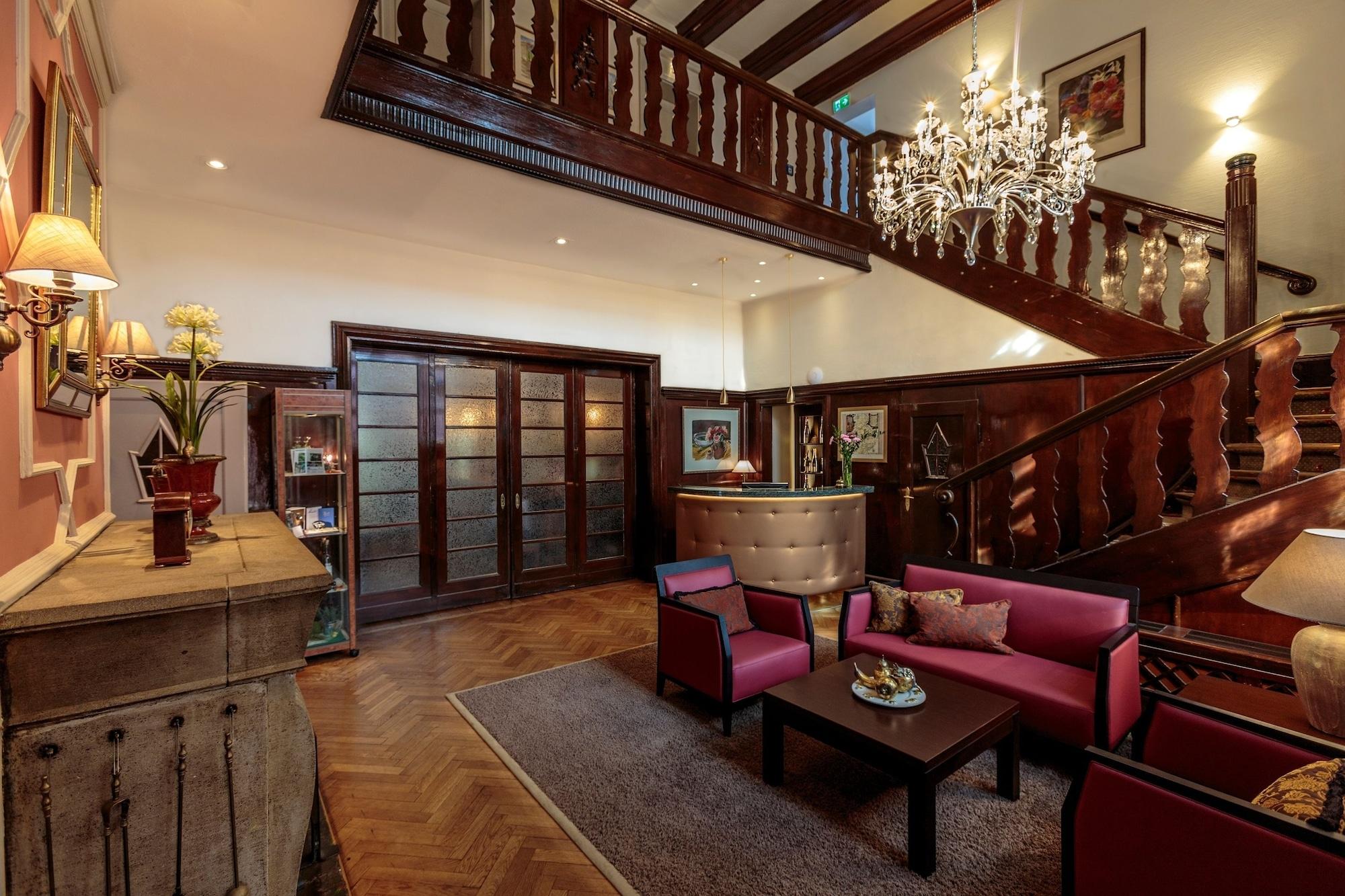 Vista Lobby Parkhotel Gueldene Berge