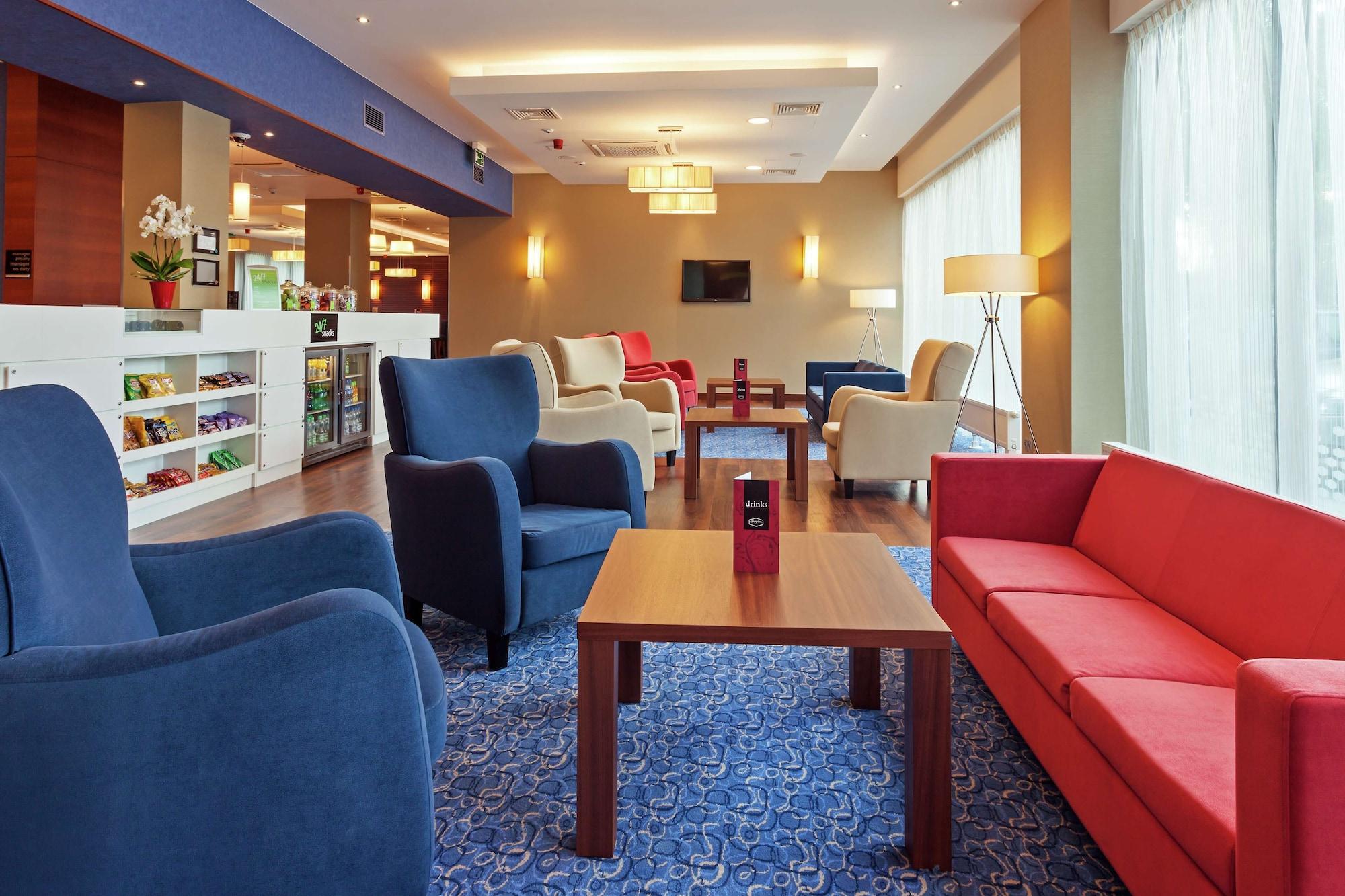 Vista Lobby Hampton by Hilton Warsaw Airport