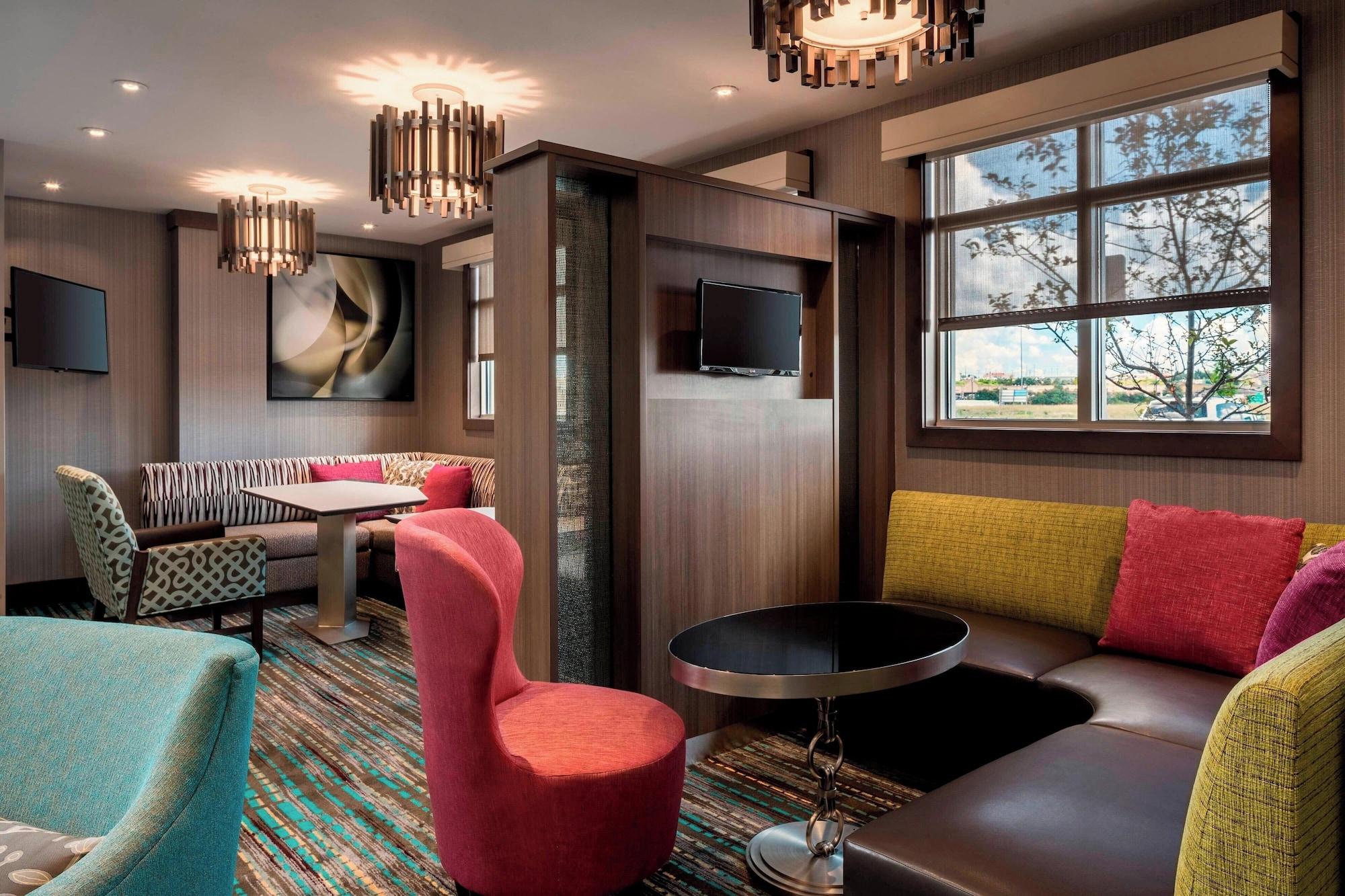 Vista Lobby Residence Inn Wheeling-St. Clairsville, OH