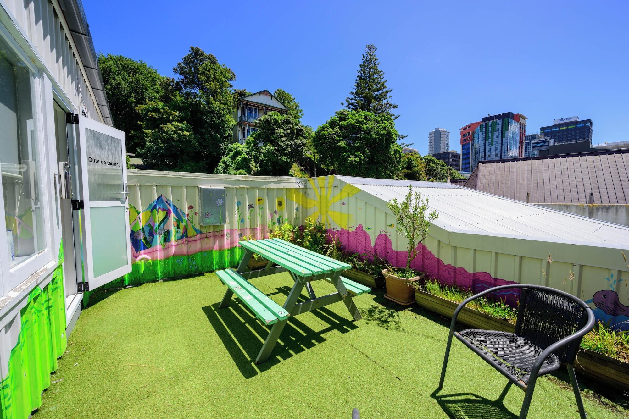 Equipamiento de Habitación Trek Global Backpackers