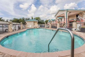 Alojamiento - Days Inn by Wyndham Panama City/Callaway