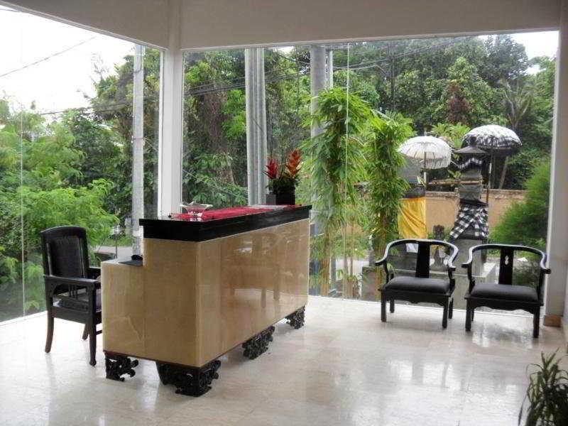 Vista Lobby Abian Biu Mansion