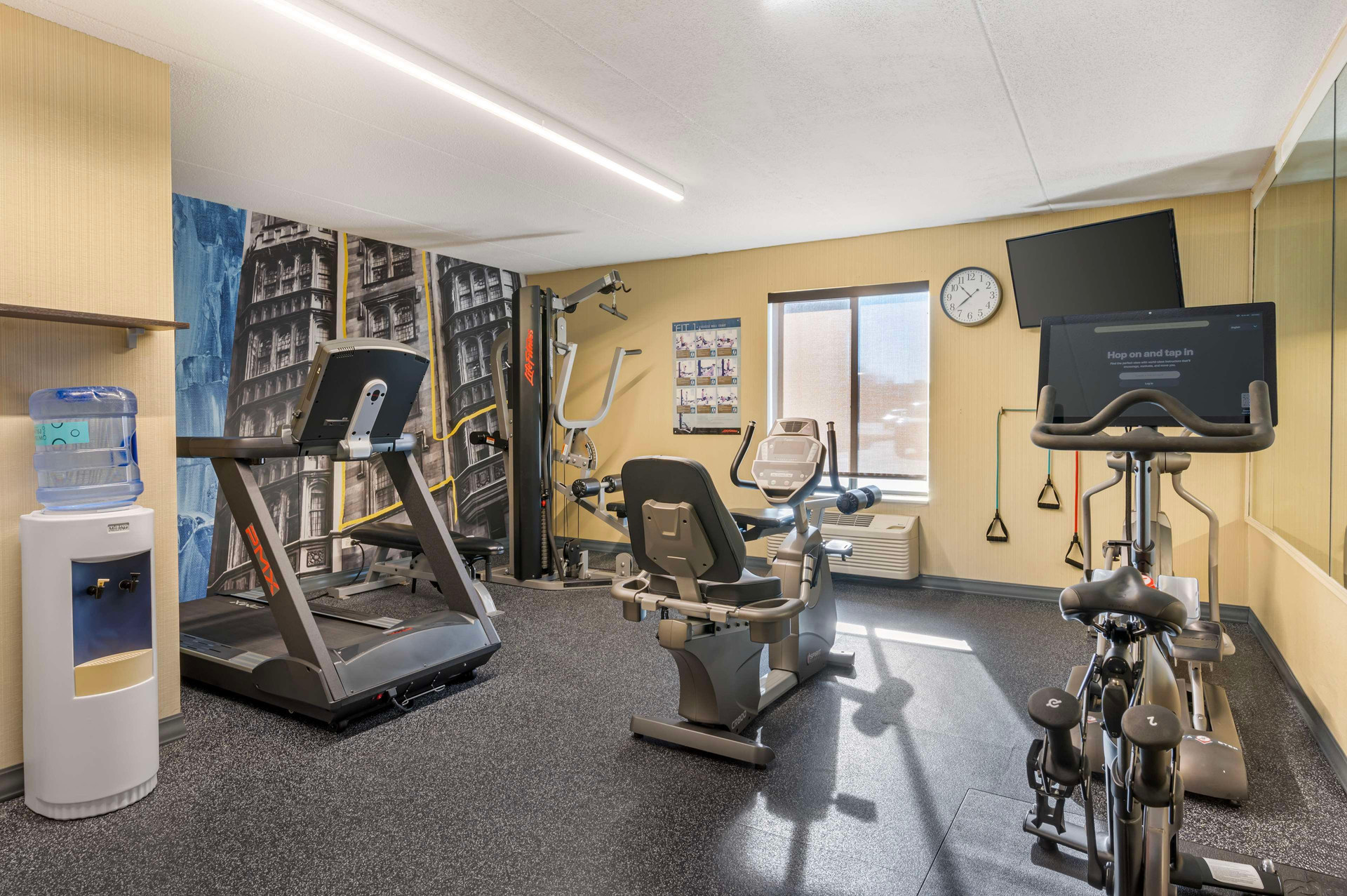 Gimnasio Best Western Chicago - Downers Grove