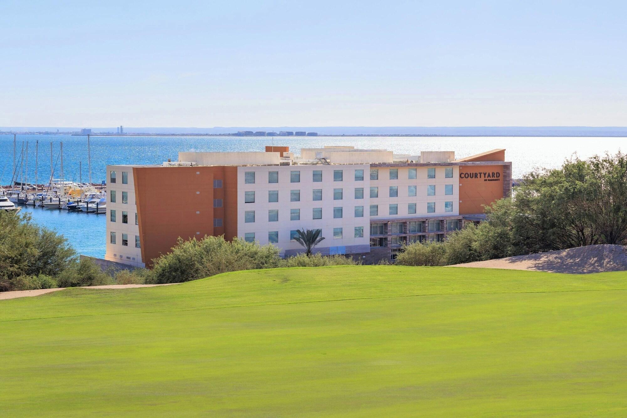 Vista Exterior Courtyard by Marriott La Paz Baja California Sur