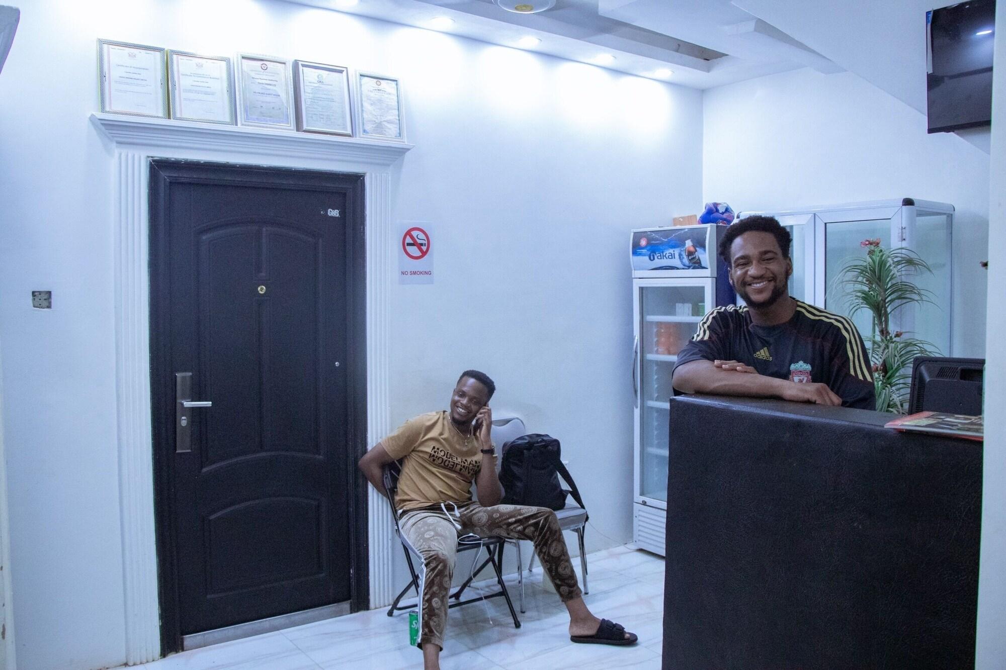 Vista Lobby HG PALACE LODGE