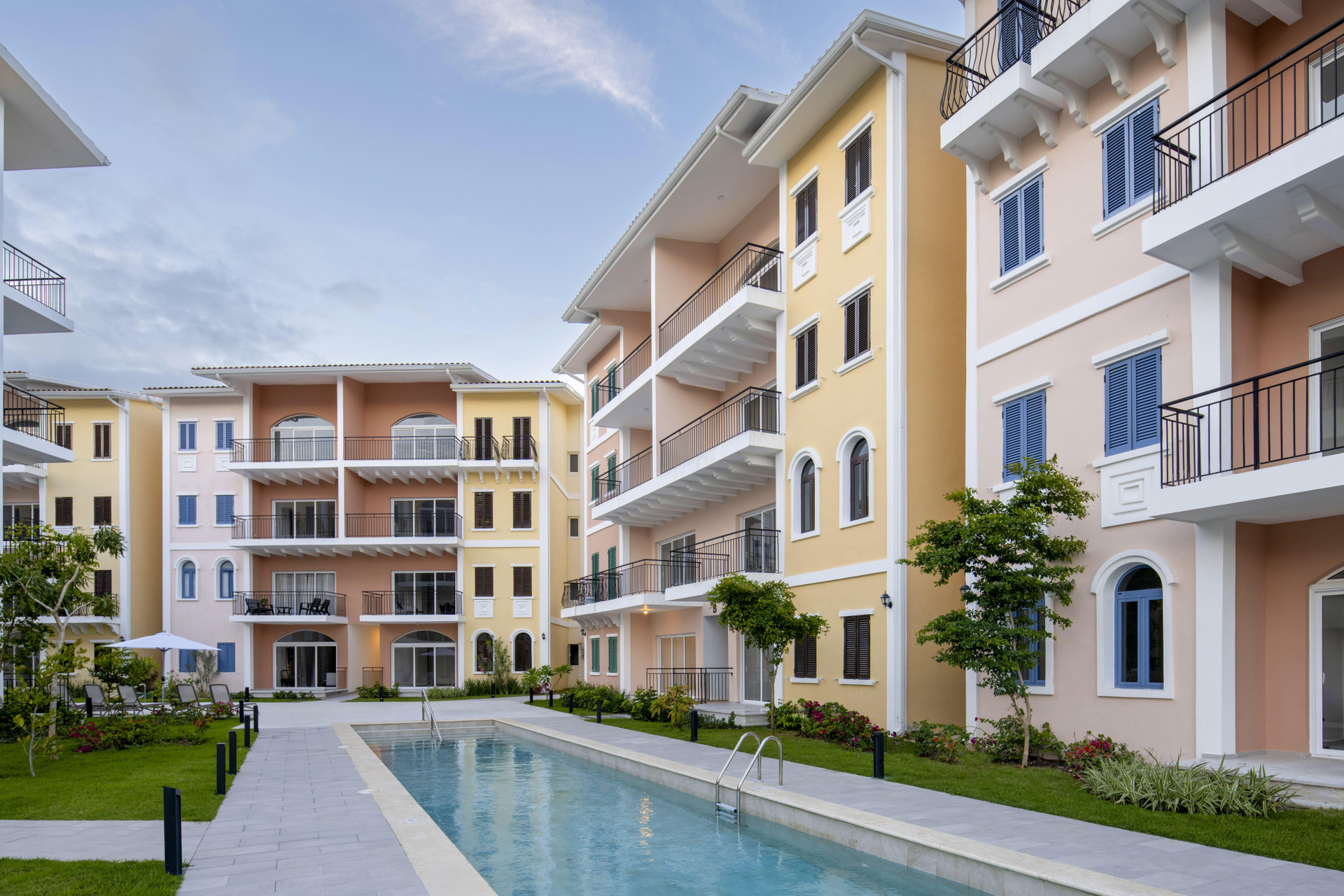 Vista Exterior Reserva Real by Harper