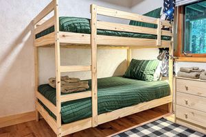Alquiler Vacacional - Treetop Retreat - Grill - Wood Stove - Pvt Deck