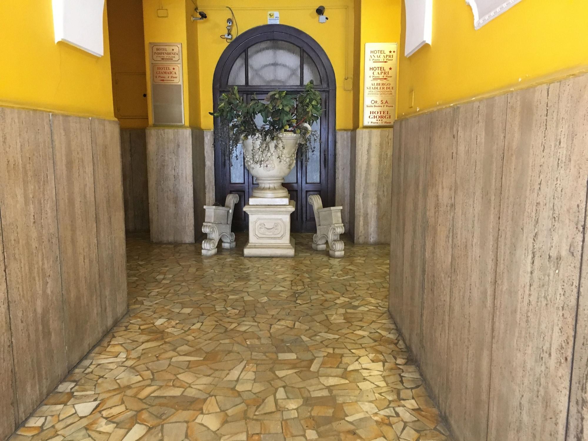 Vista Exterior Hotel Divine Rome